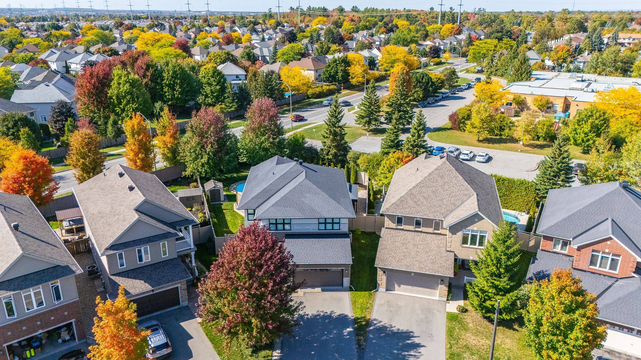 Kanata, ON K2M 0B1,320 Sugar Pine CRES