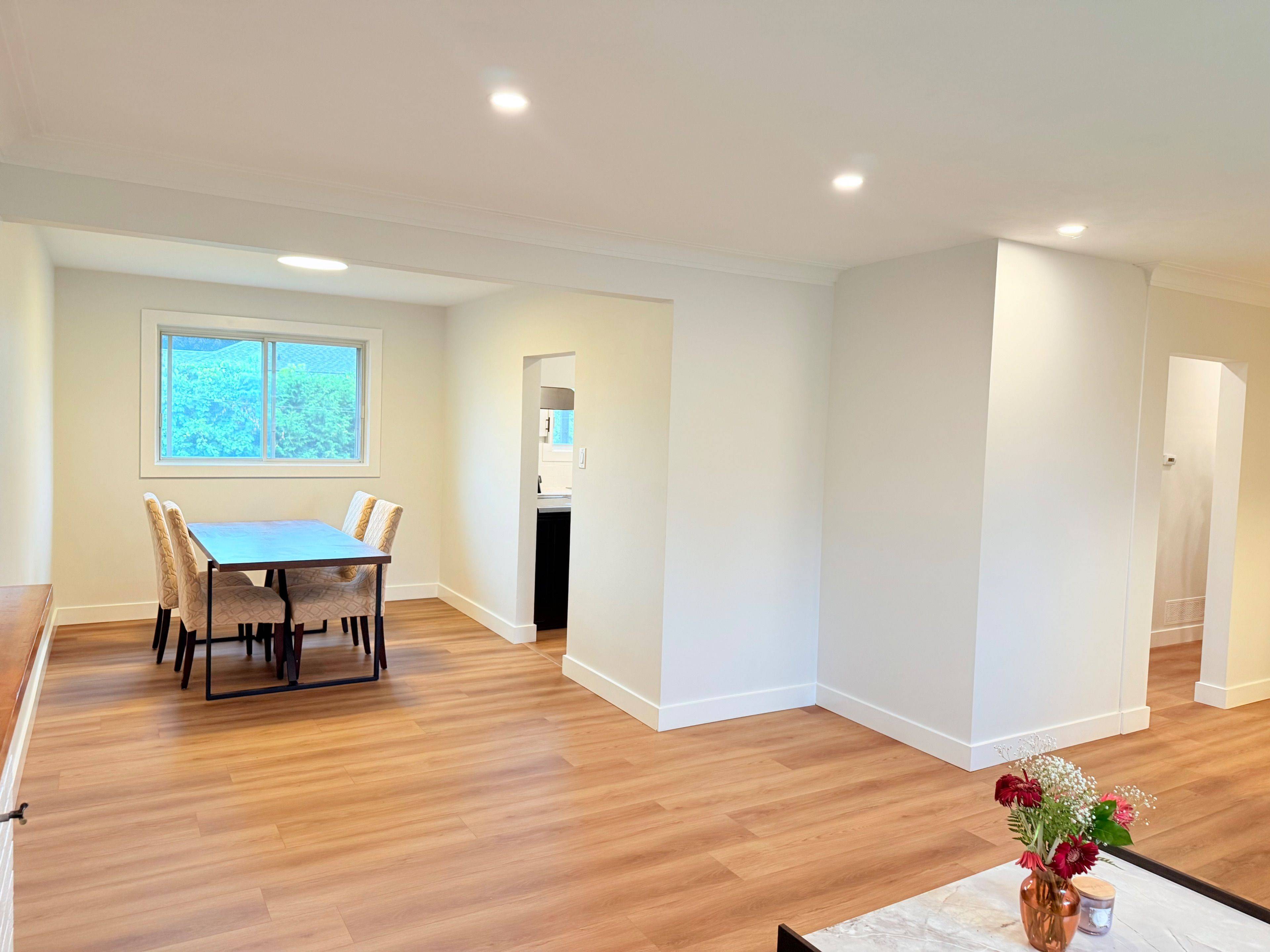 Meadowlands - Crestview And Area, ON K2G 2V2,166 Oakridge BLVD