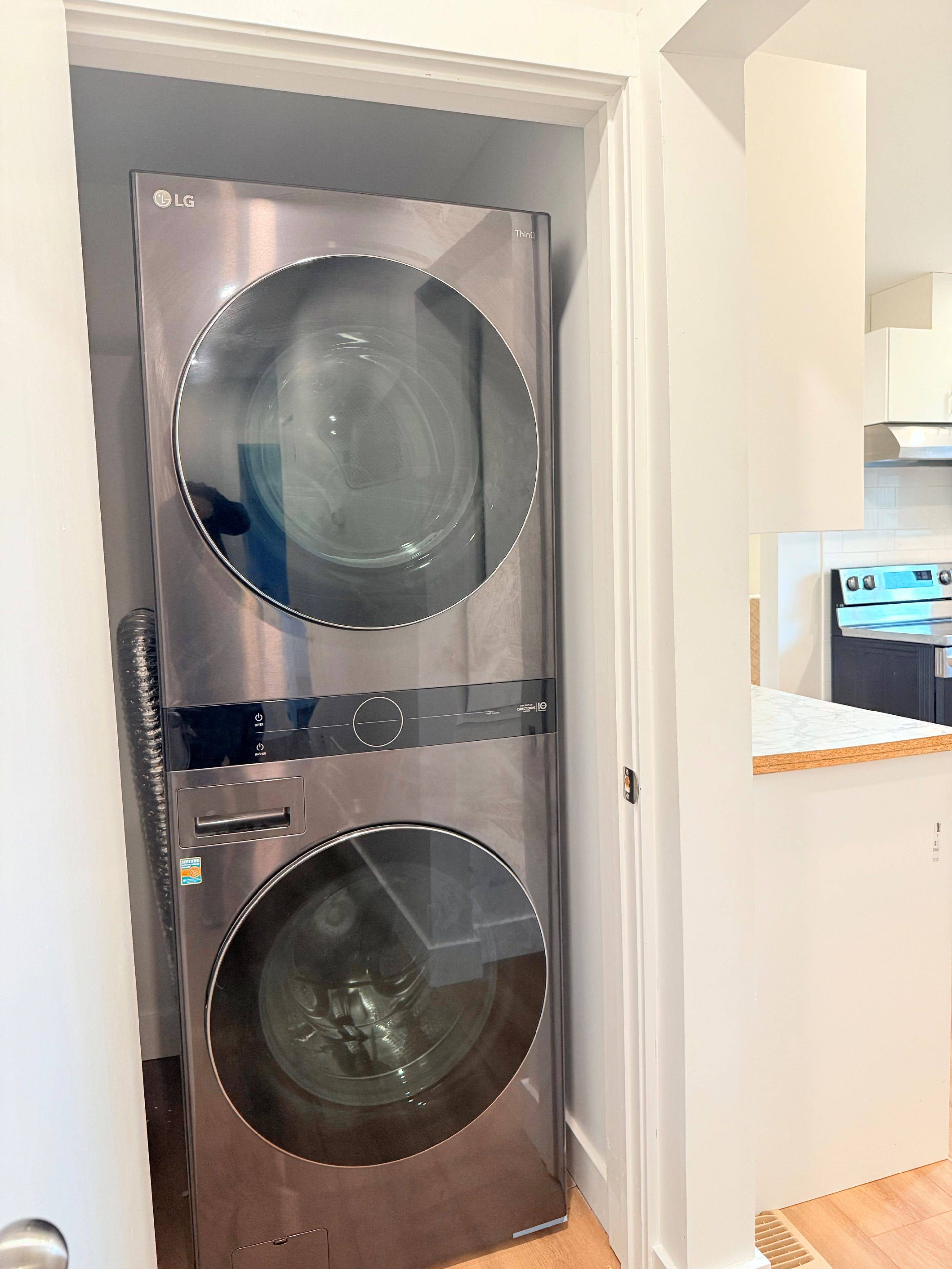 Meadowlands - Crestview And Area, ON K2G 2V2,166 Oakridge BLVD