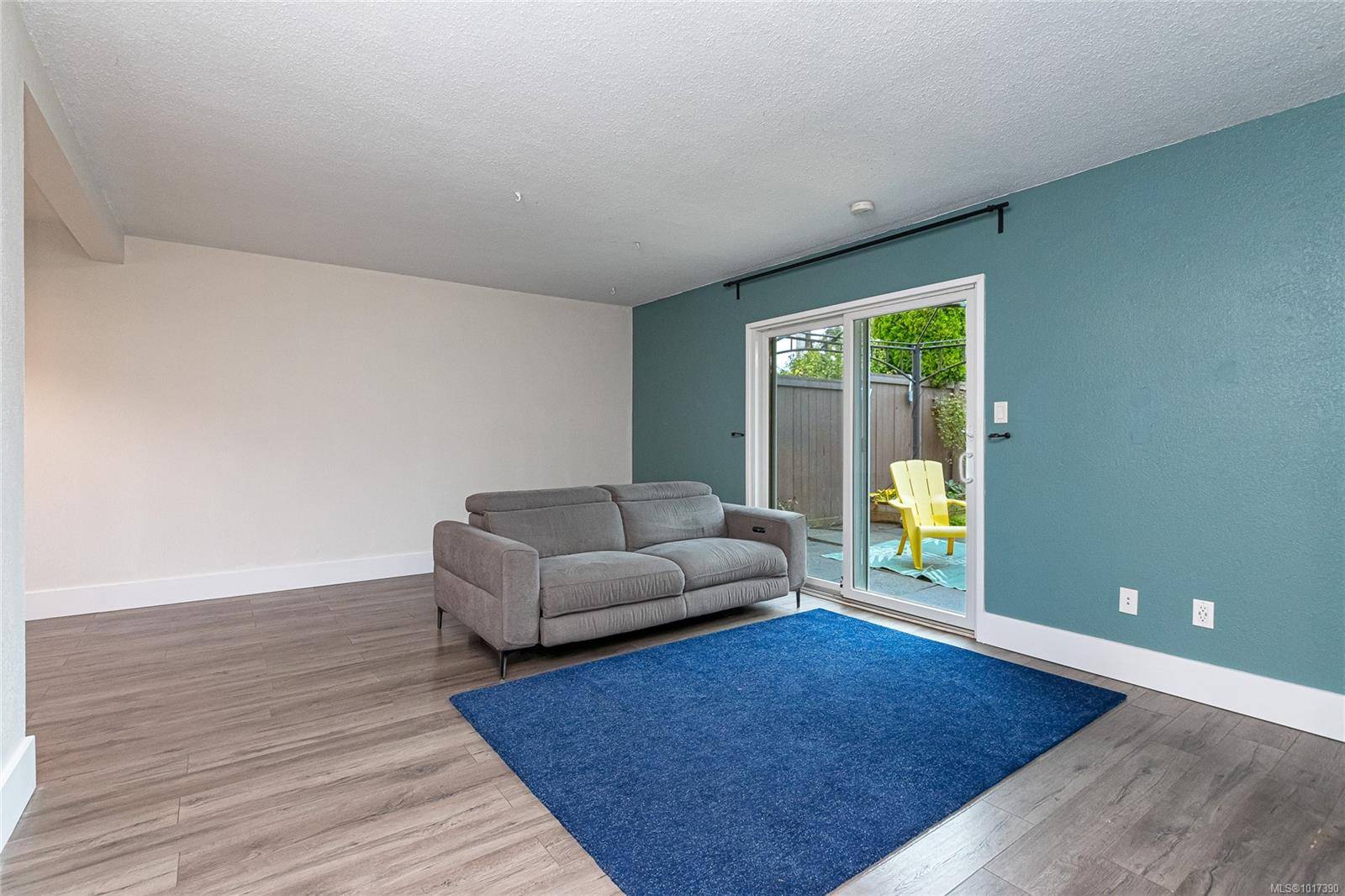 Central Saanich, BC V8M 1L9,7675 East Saanich Rd #9