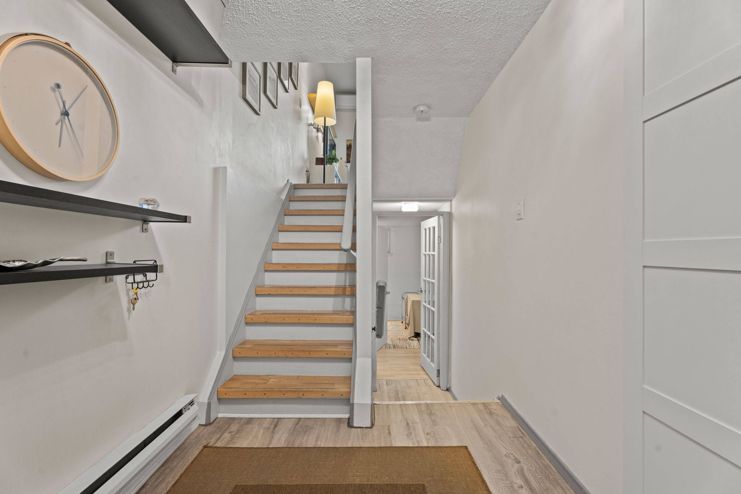 Hamilton, ON L8S 4P4,1967 Main ST W #7