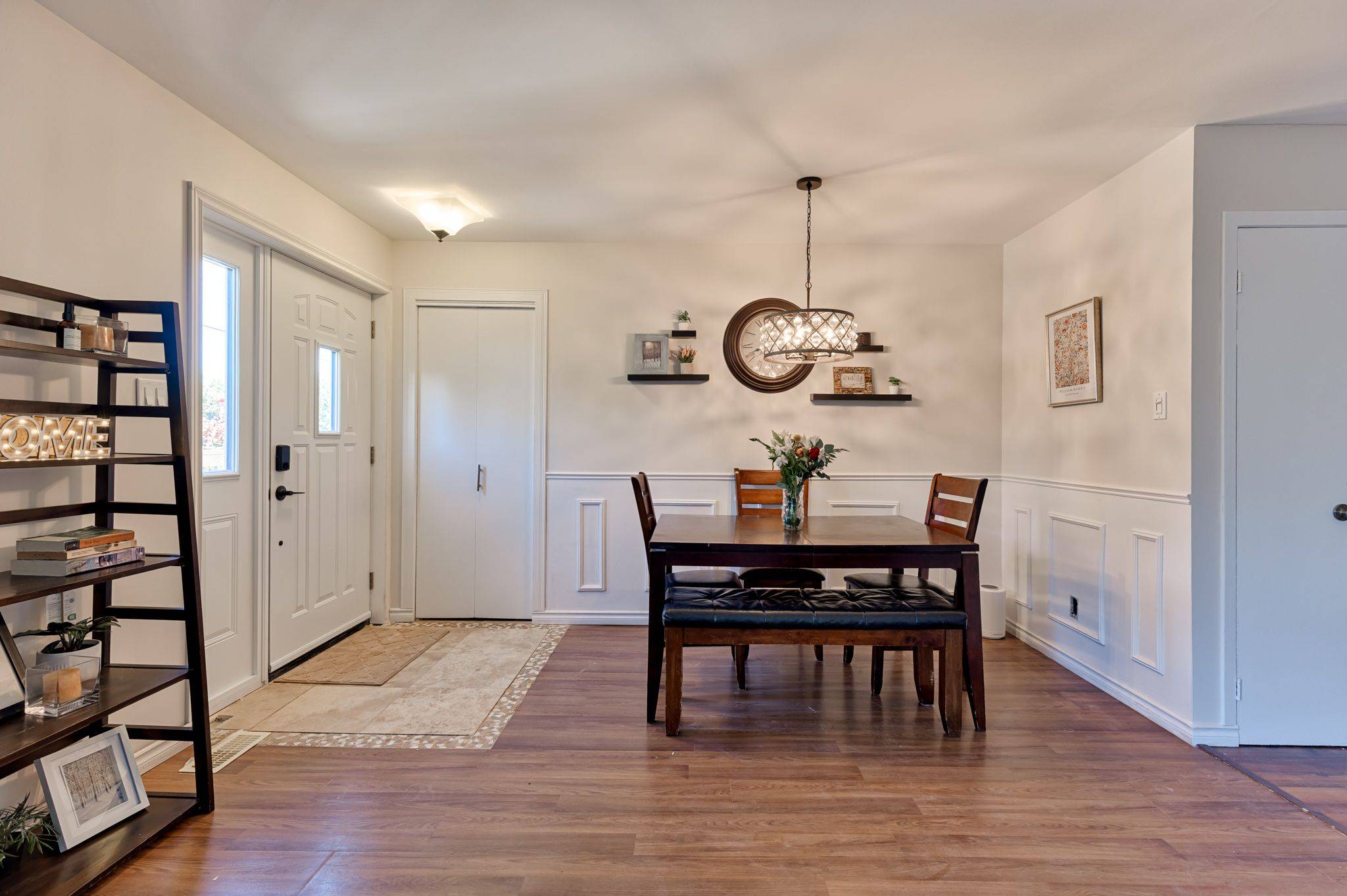 Petawawa, ON K8H 1S4,20 John ST