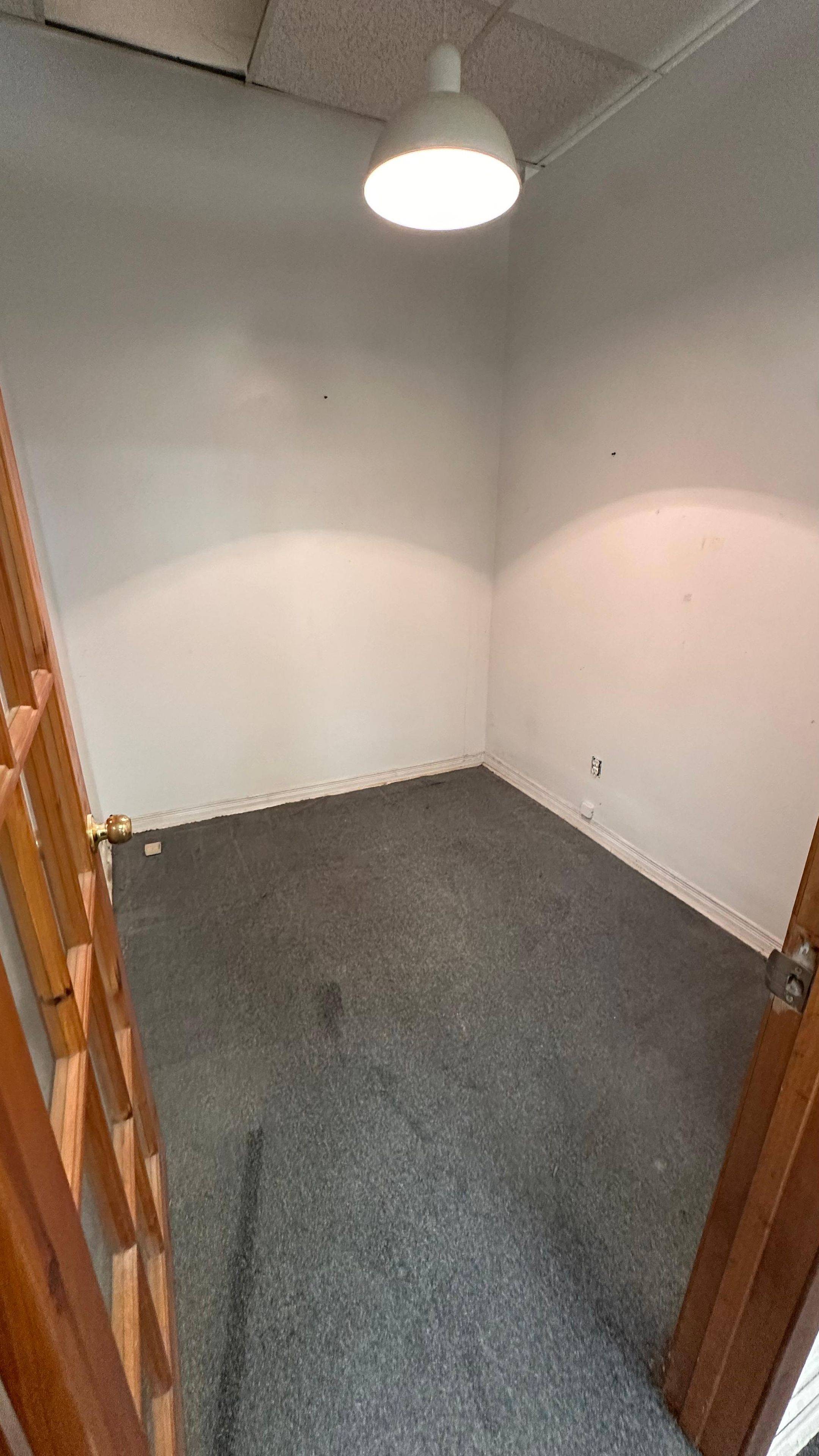 Toronto W02, ON M6H 2H5,1357 Davenport RD