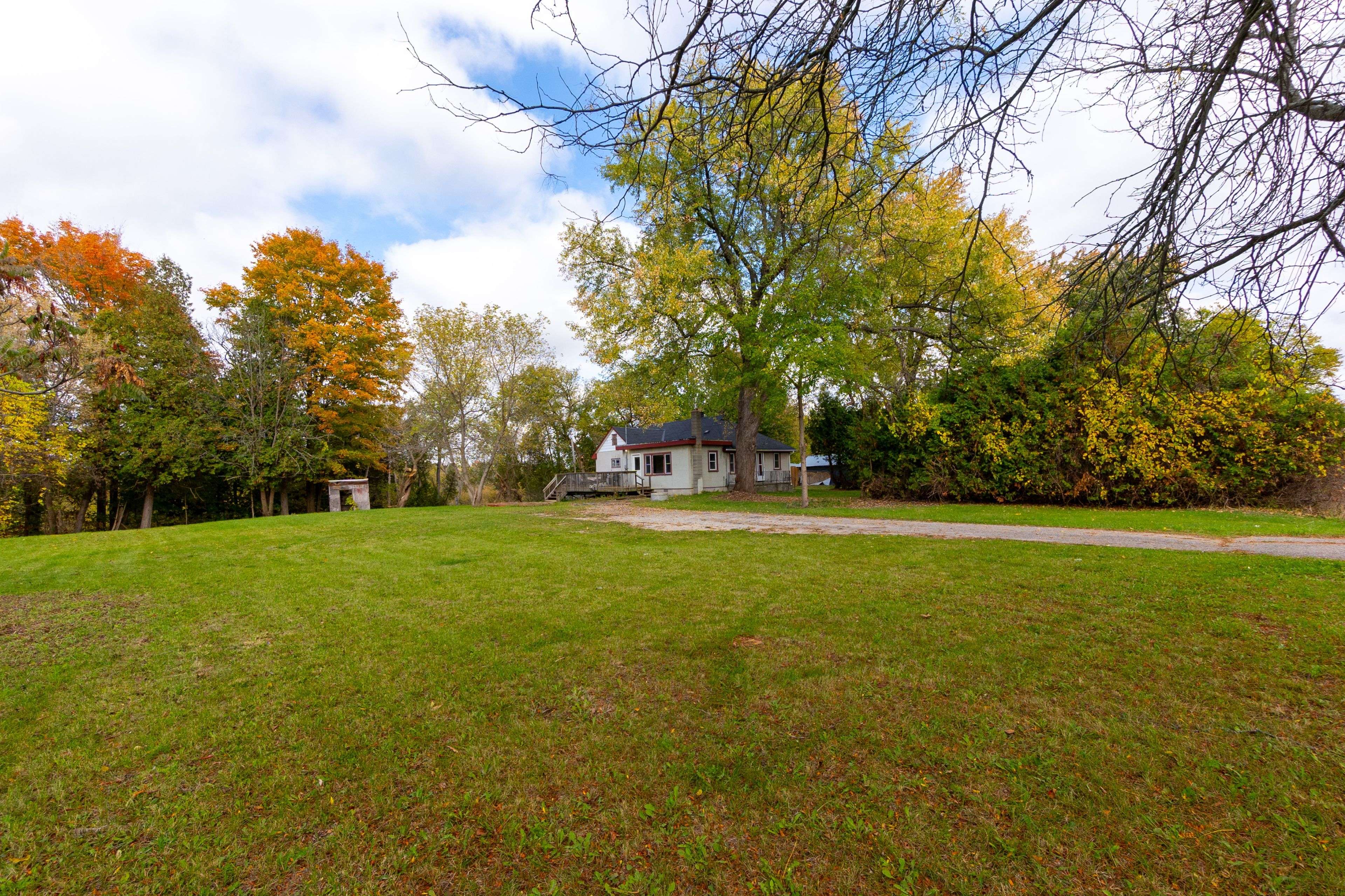 New Tecumseth, ON L9R 1K1,612 Victoria ST E