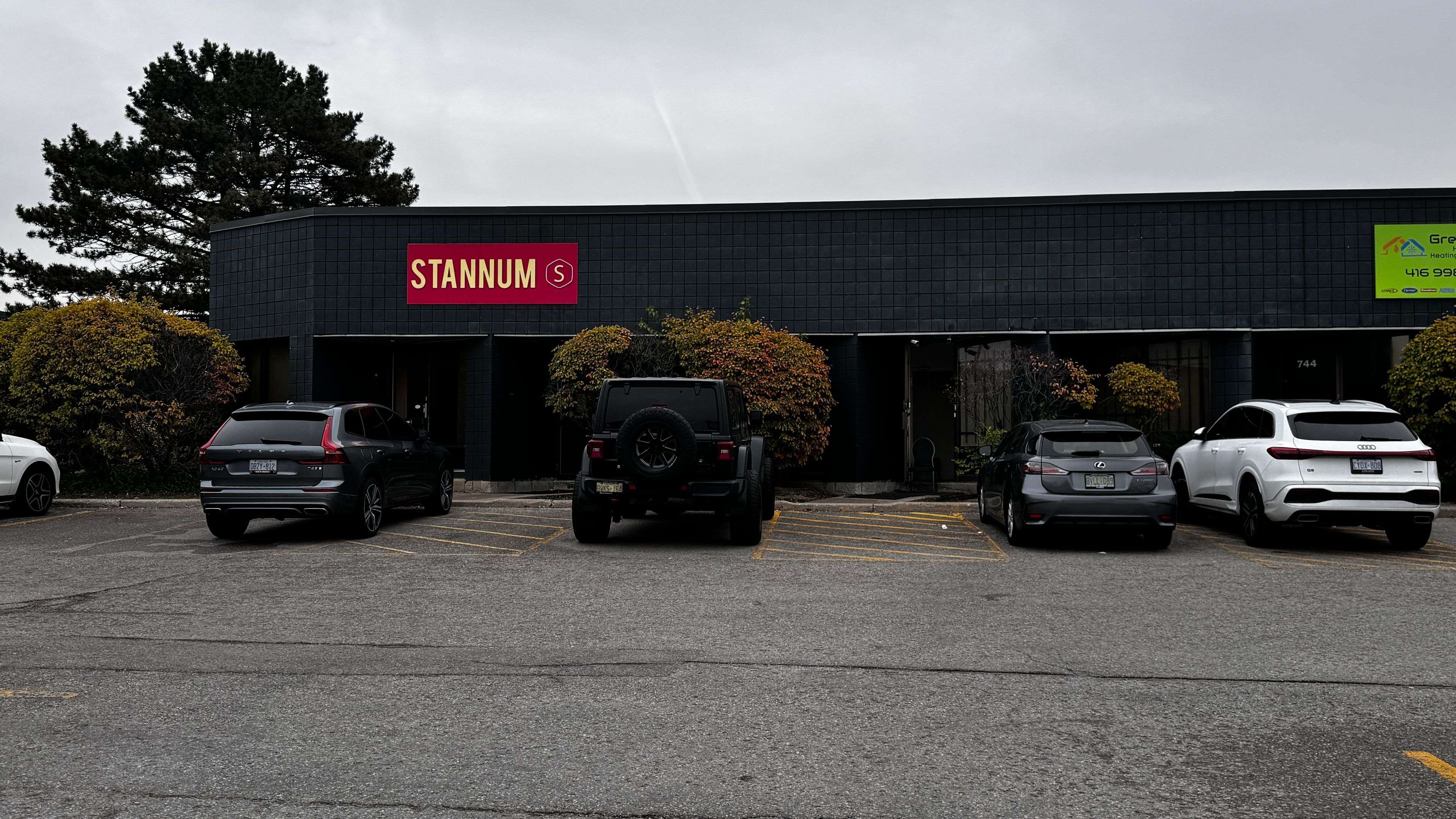 Toronto C15, ON M2H 3B4,748-750 Gordon Baker RD