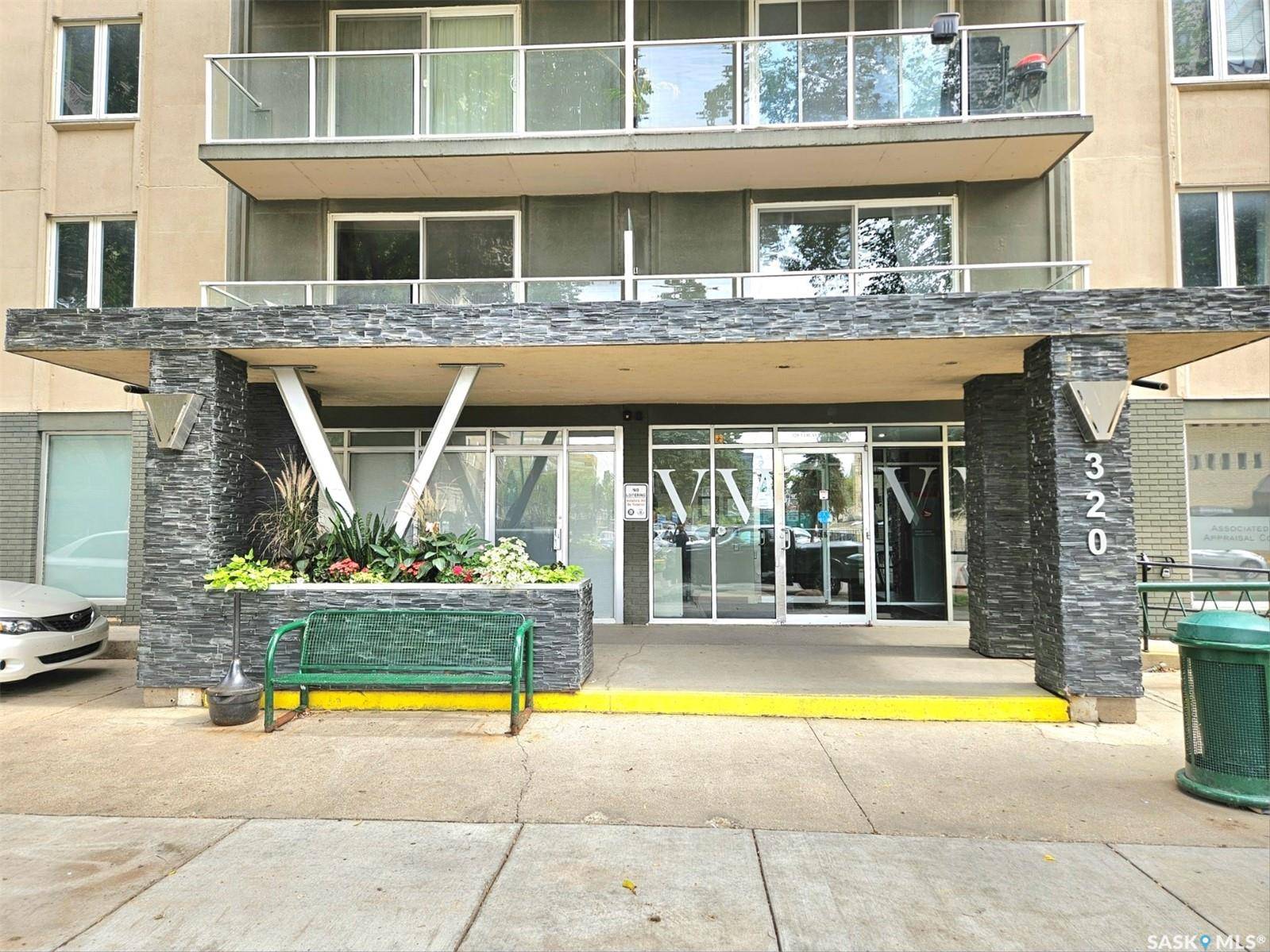 Saskatoon, SK S7K 2P5,320 5th AVENUE N #607