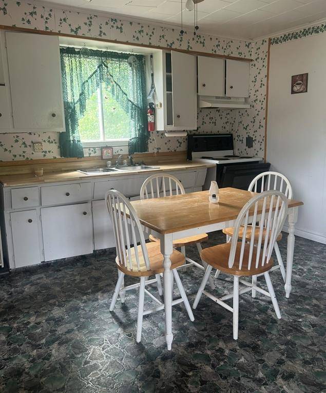 Little Hearts Ease, NL A0E-2K0,30 Main Road