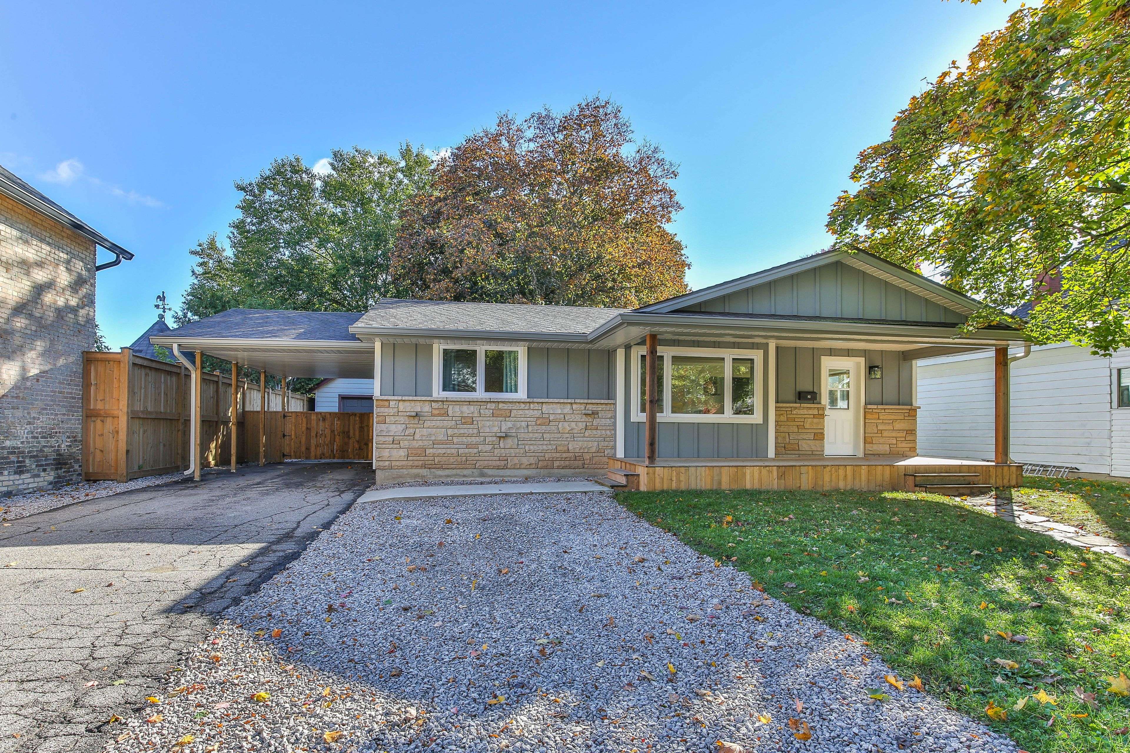 Aylmer, ON N5H 2G6,93 Centre St ST