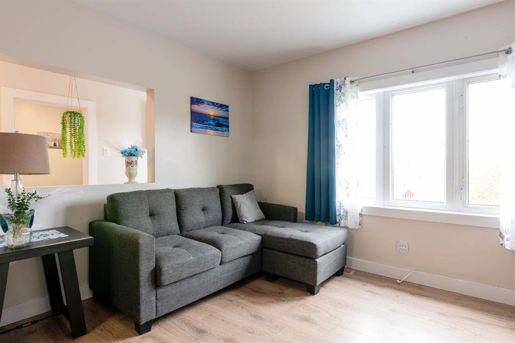 Glovertown, NL A0G0J9,114 Riverside Road E