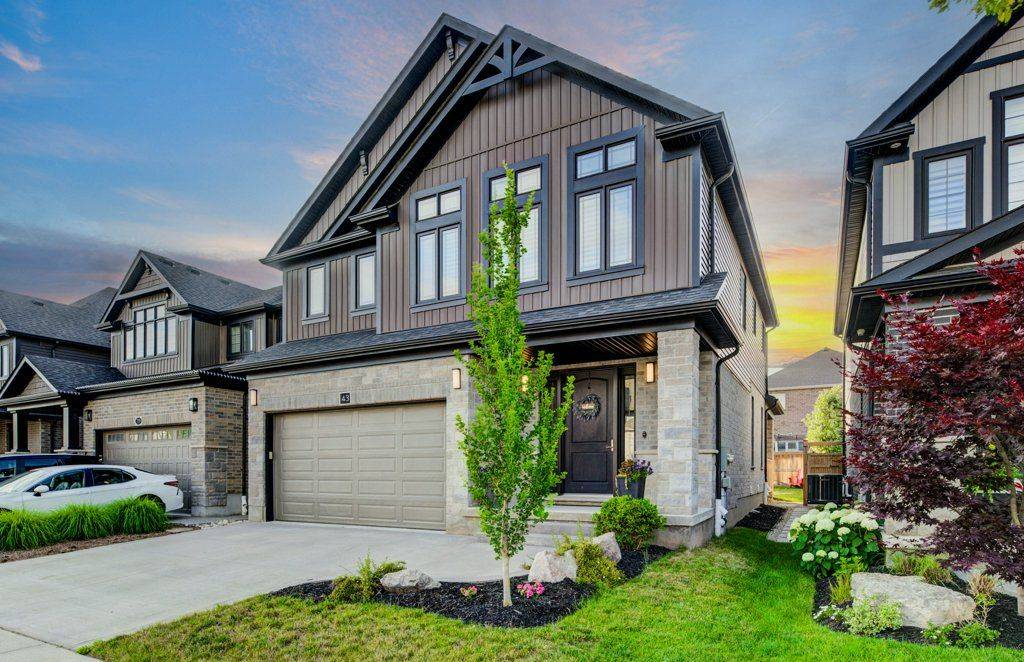 Kitchener, ON N2K 0C7,43 Greyhawk ST