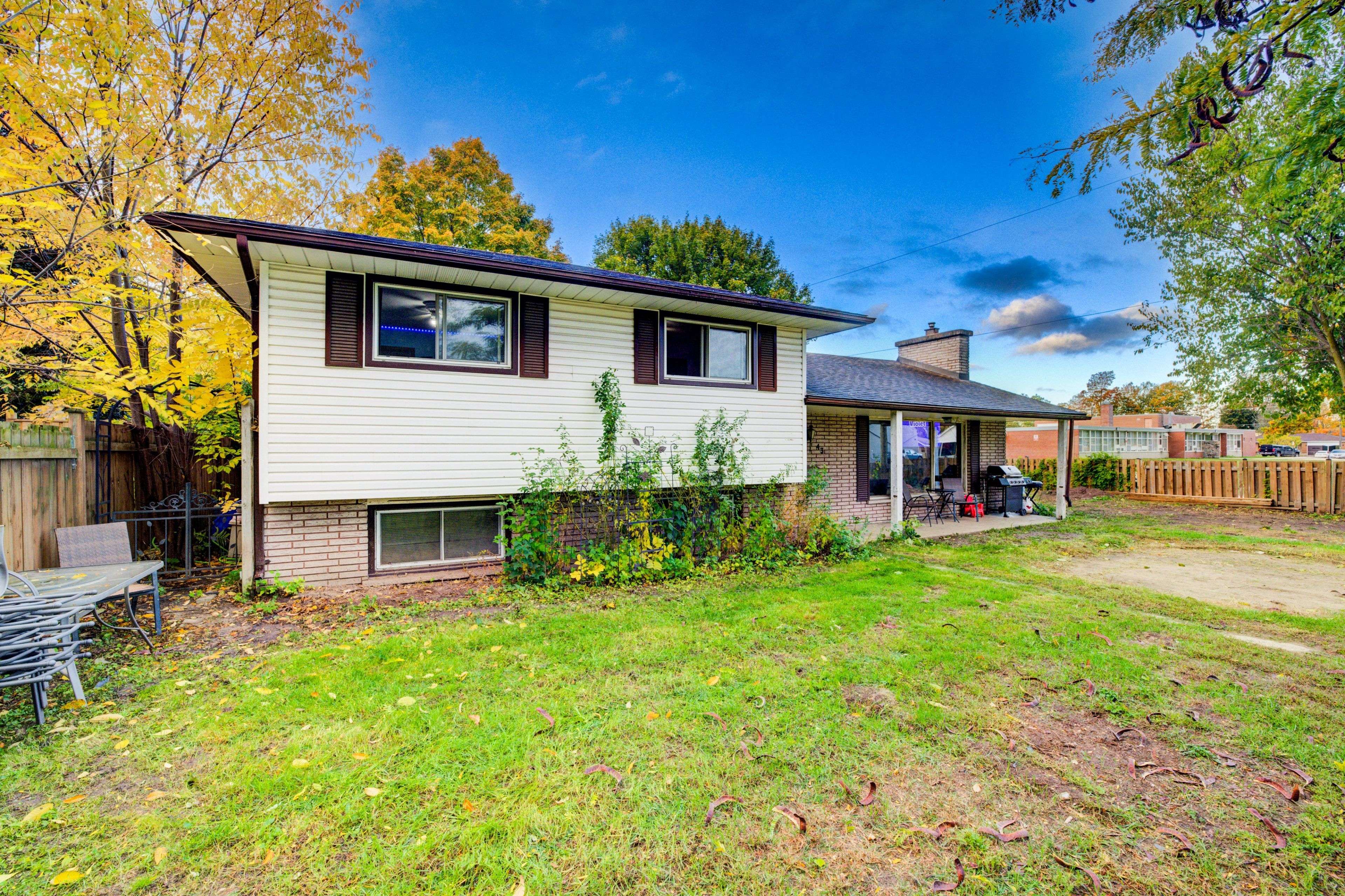 Tillsonburg, ON N4G 2M5,43 Earle ST