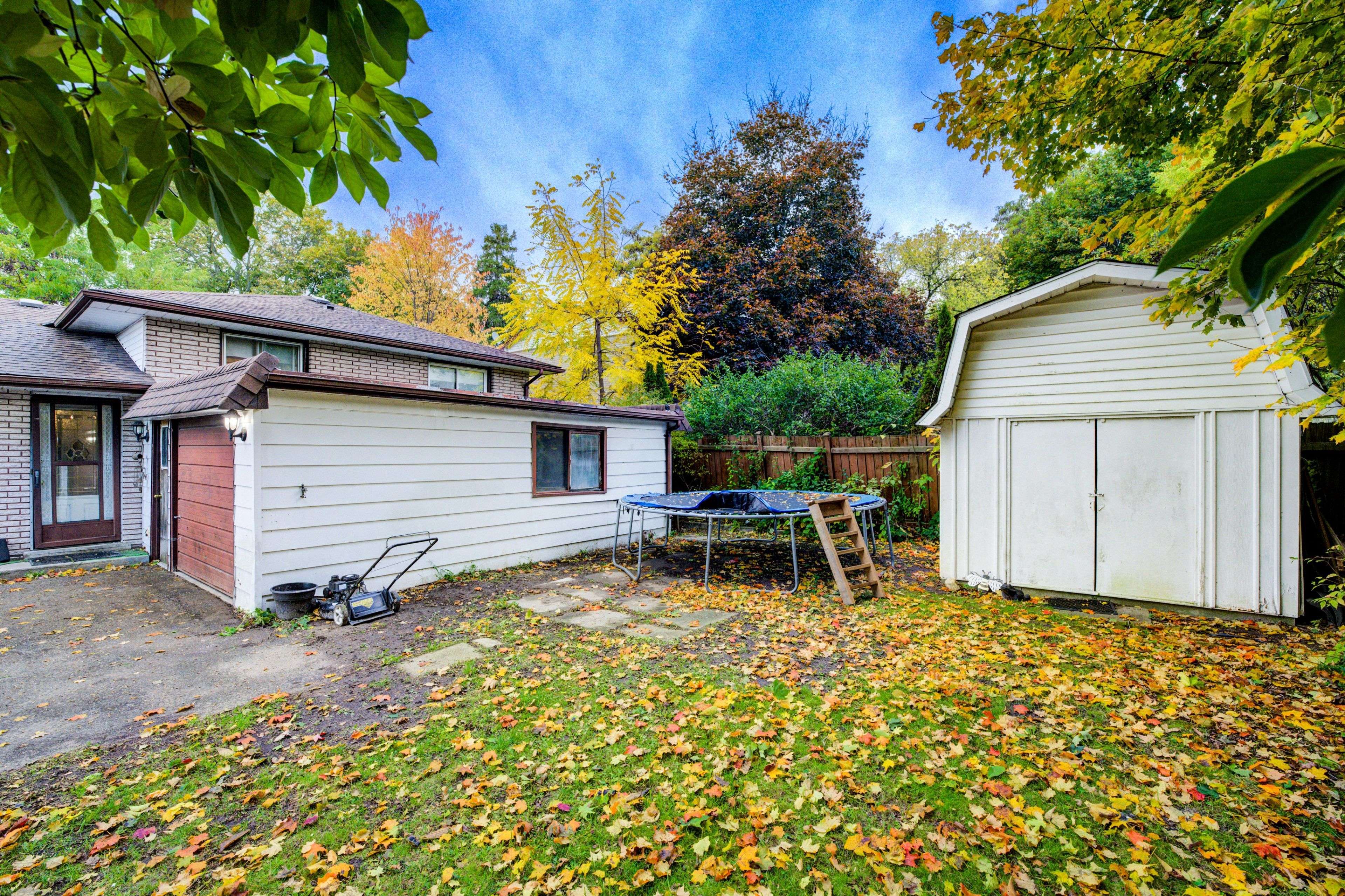 Tillsonburg, ON N4G 2M5,43 Earle ST