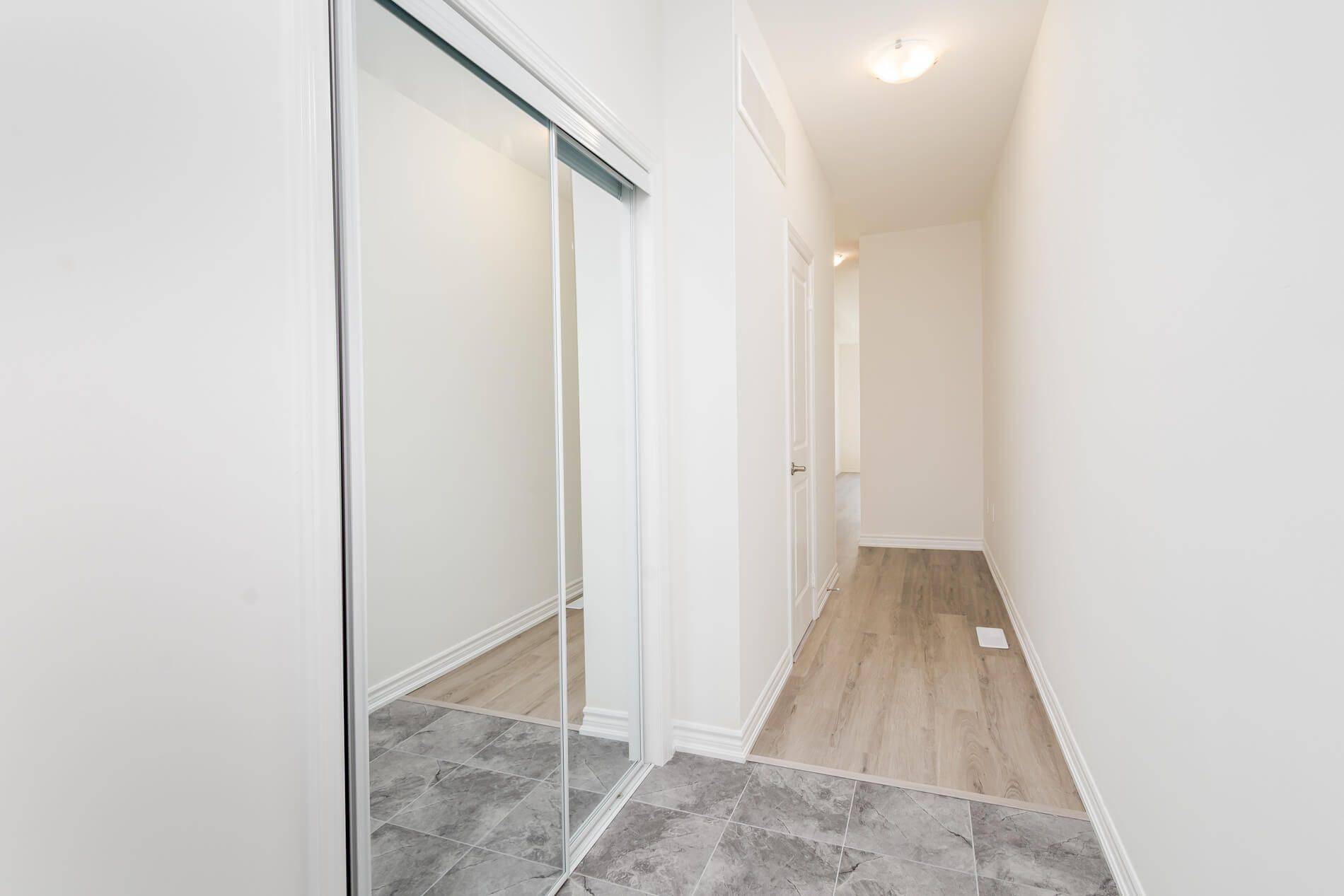 Innisfil, ON L0L 1L0,19 Ravenscraig PL