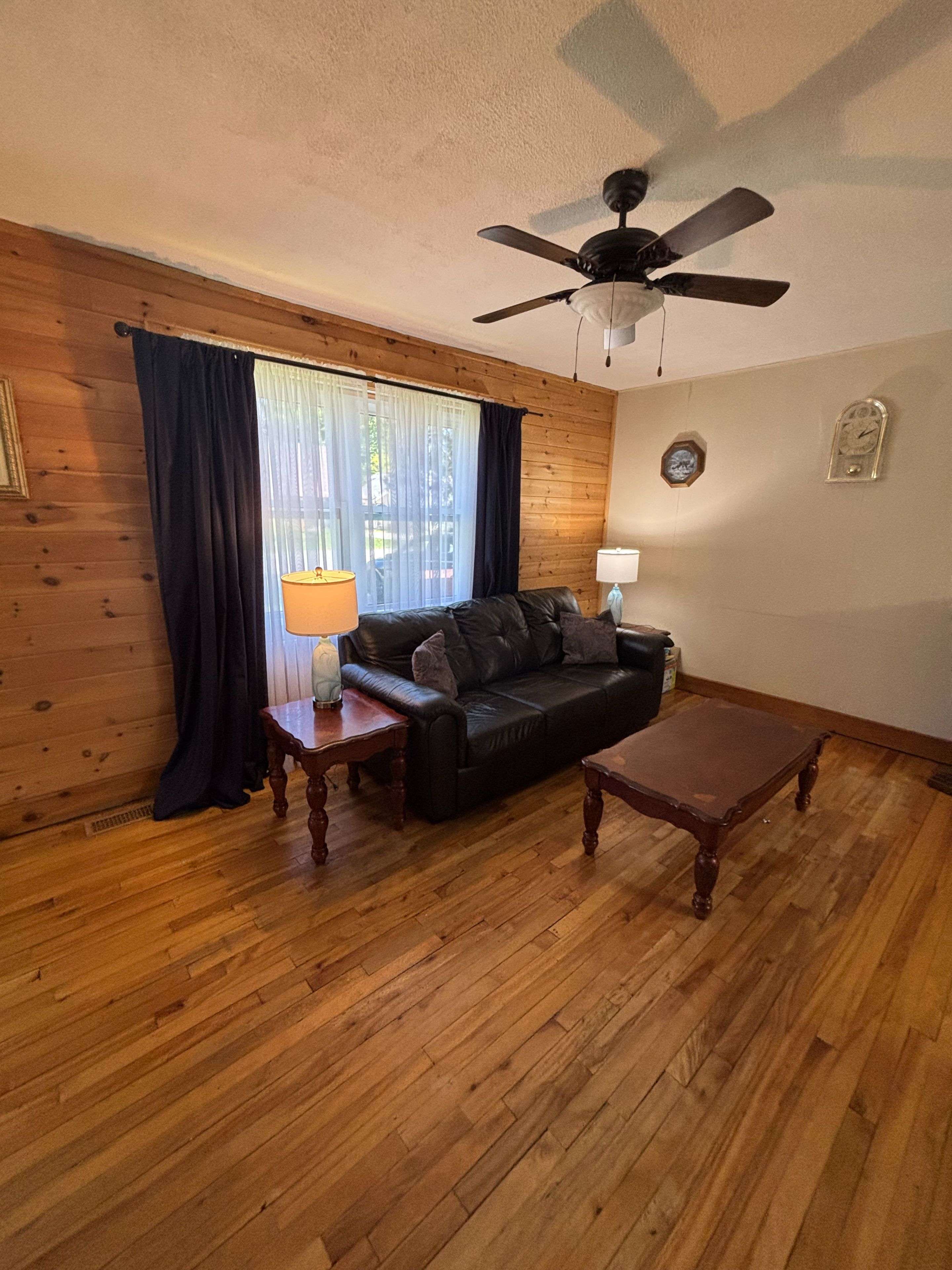 Gravenhurst, ON P1P 1L4,175 Crescent DR