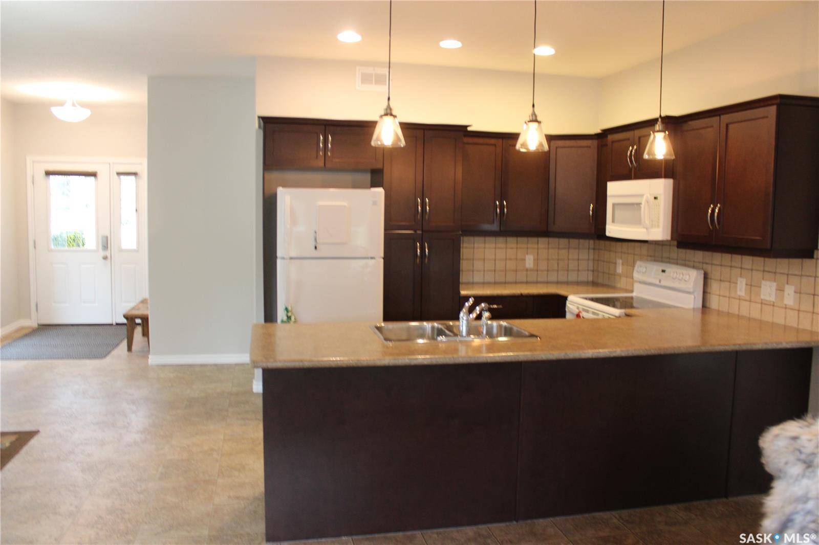 Midale, SK S0C 1S0,108 Erickson STREET