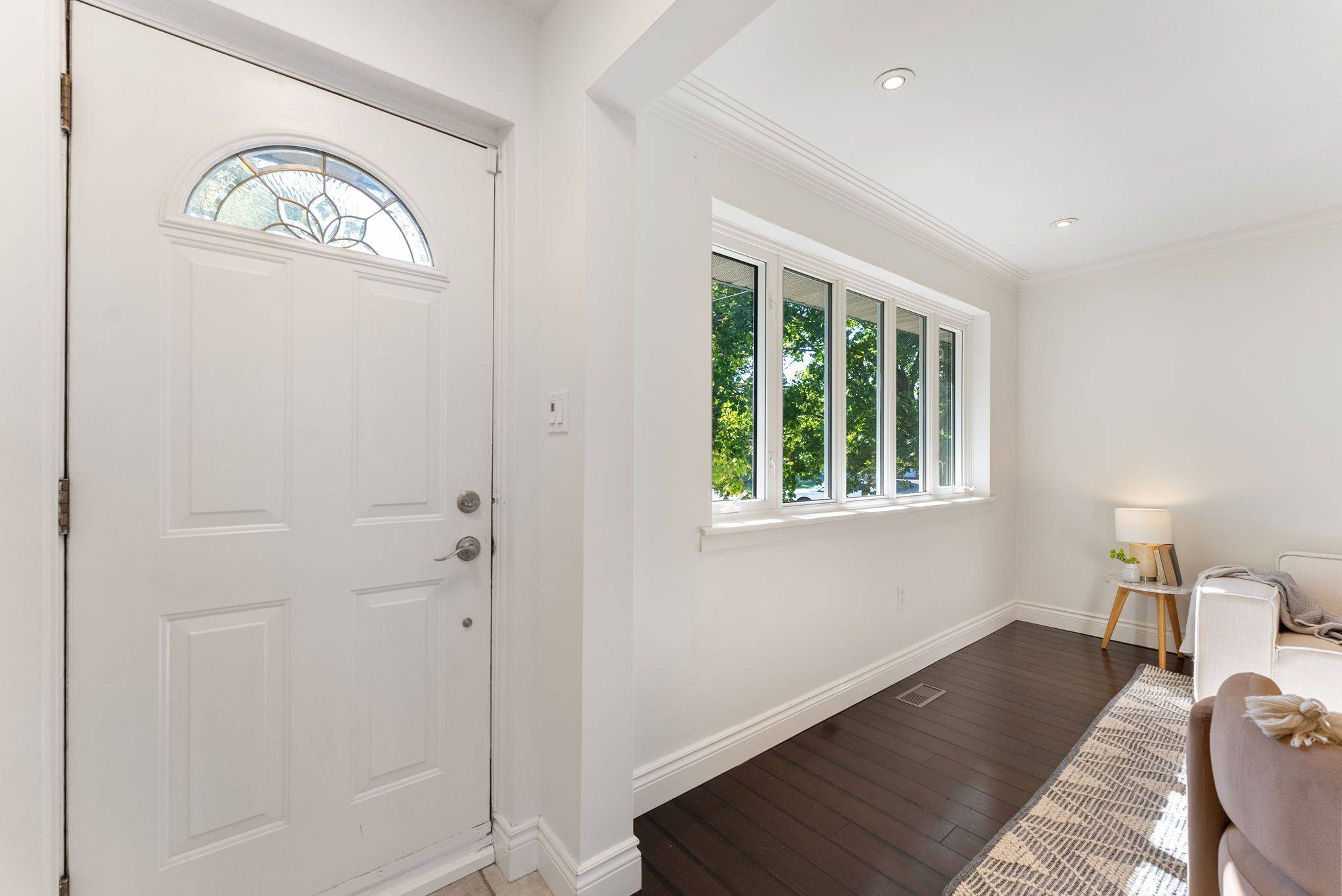 Hamilton, ON L8T 2L7,103 Wise CRES