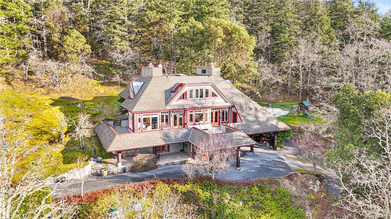 Central Saanich, BC V8M 1S1,8242 Thomson Pl