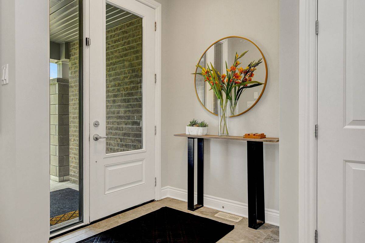 Manotick - Kars - Rideau Twp And Area, ON K4M 0G3,879 Percival CRES