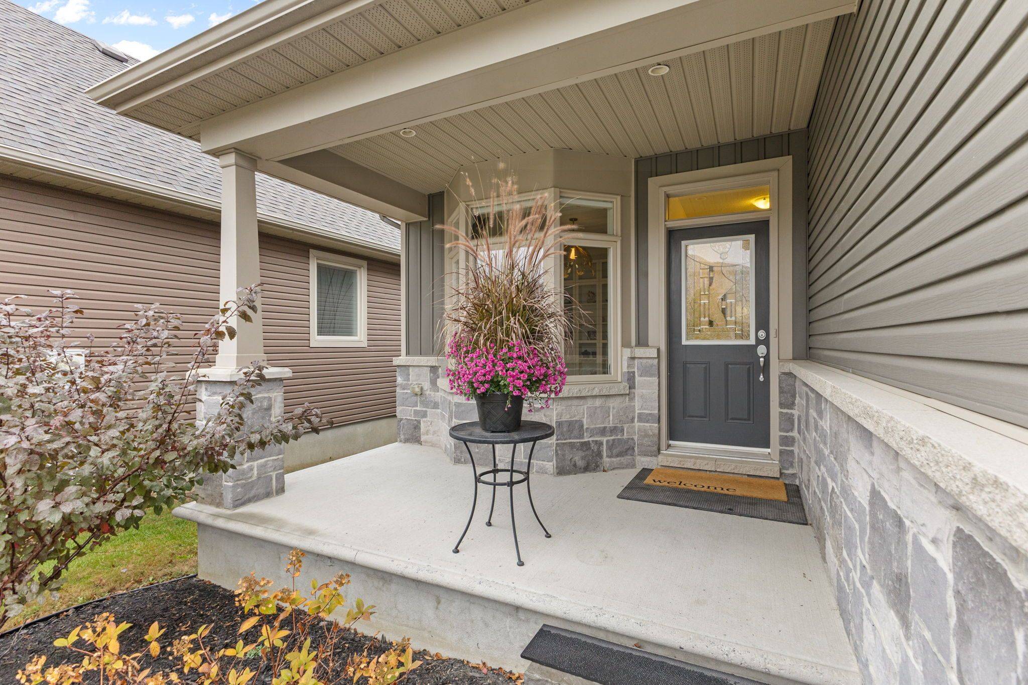 Kanata, ON K2V 0B9,248 Shinny AVE