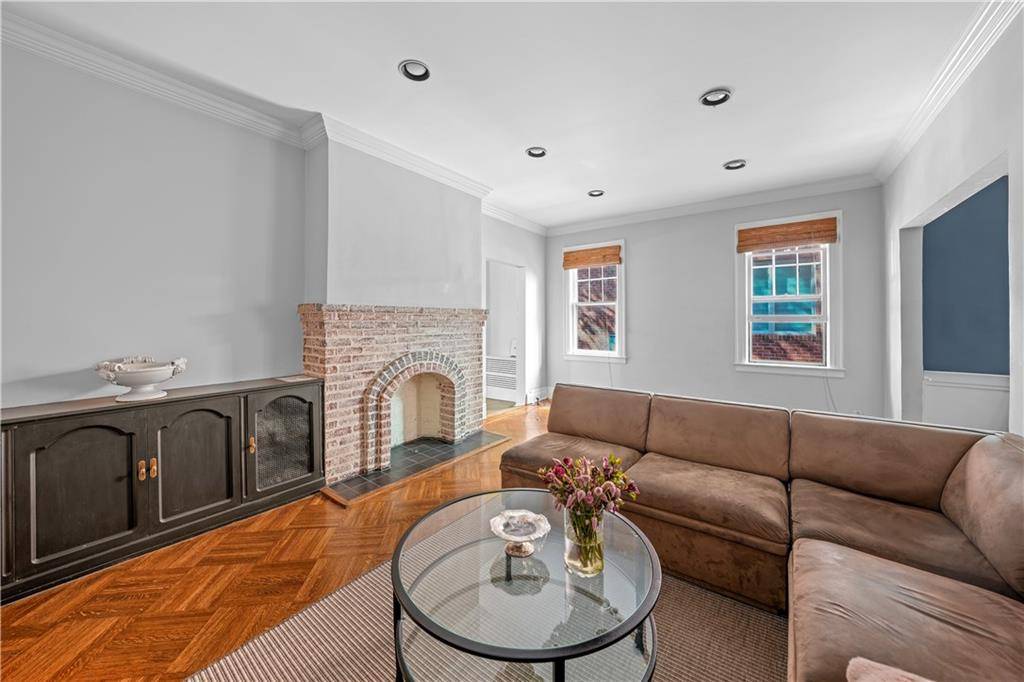 Brooklyn, NY 11230,309 Avenue J