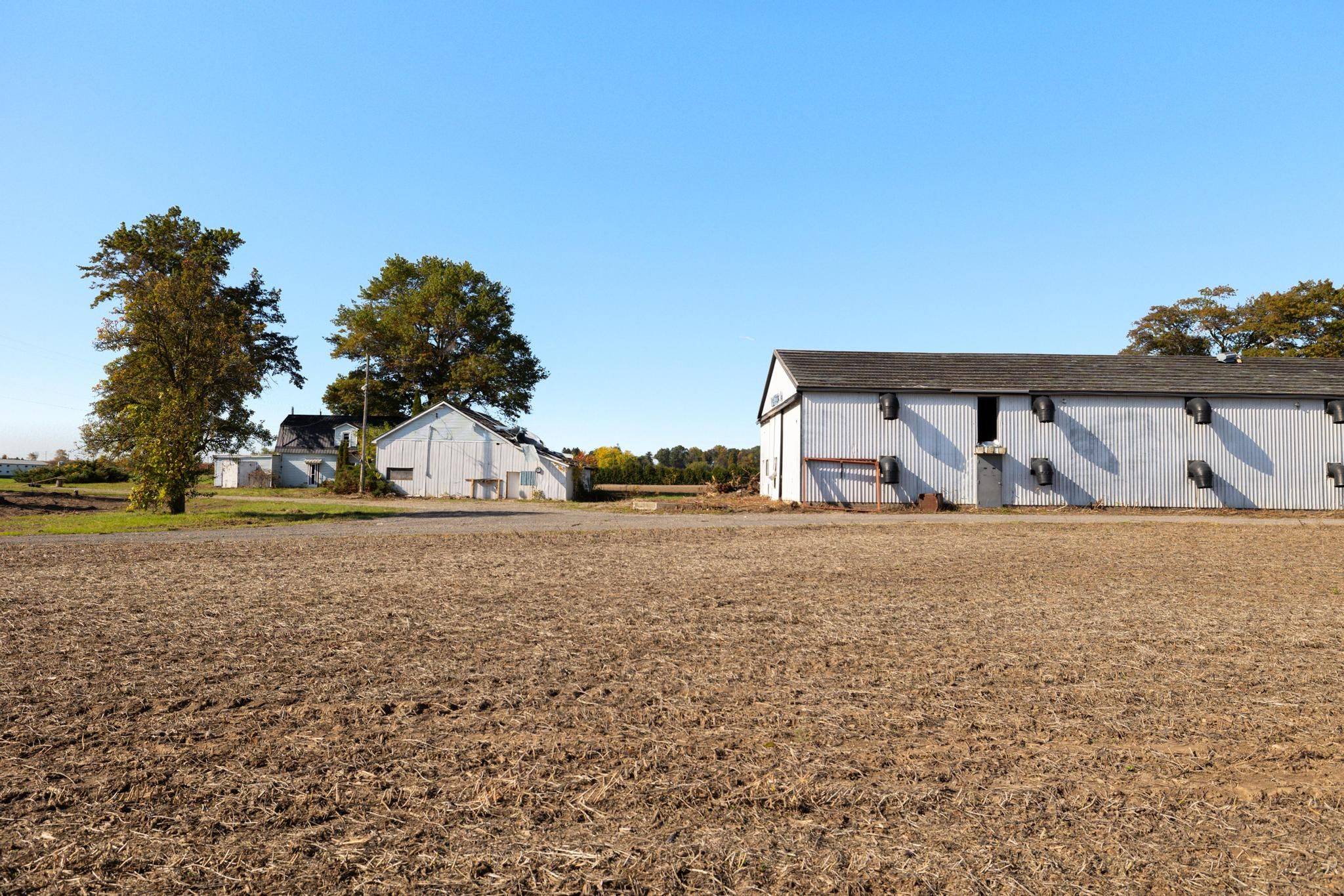 Norfolk, ON N0E 1Y0,565 Concession 6 Townsend RD