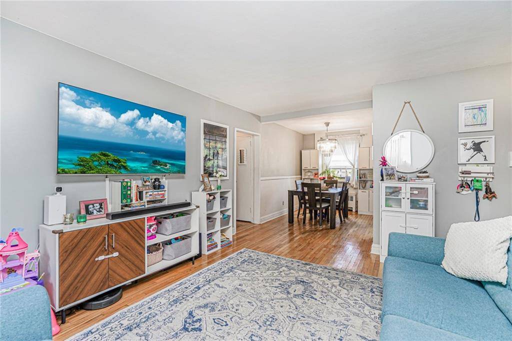 Queens, NY 11414,81-12 155th AVE #54