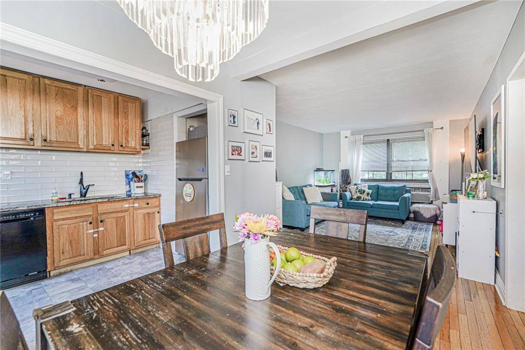 Queens, NY 11414,81-12 155th AVE #54