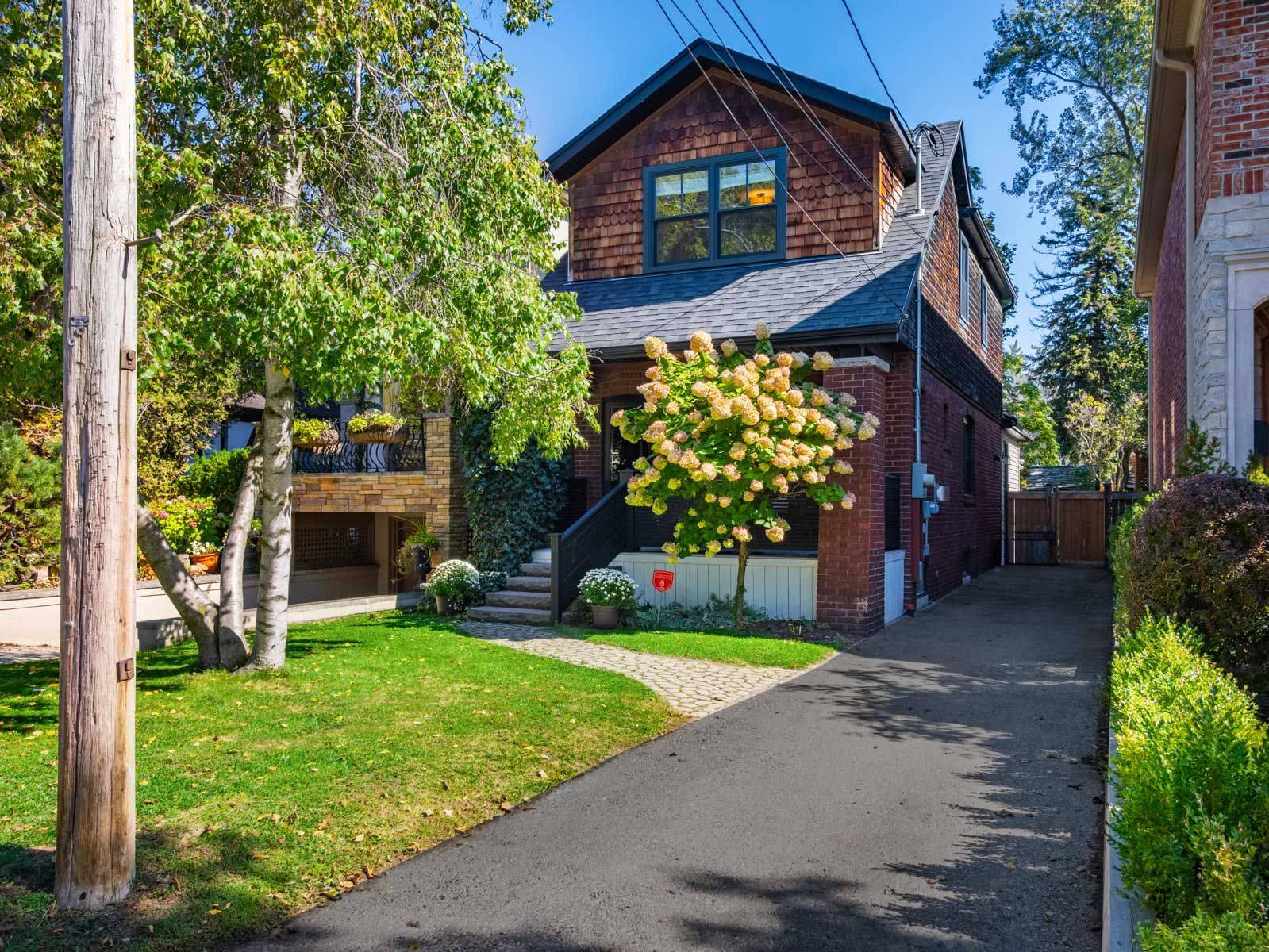 Toronto E06, ON M1N 2R6,103 Blantyre AVE