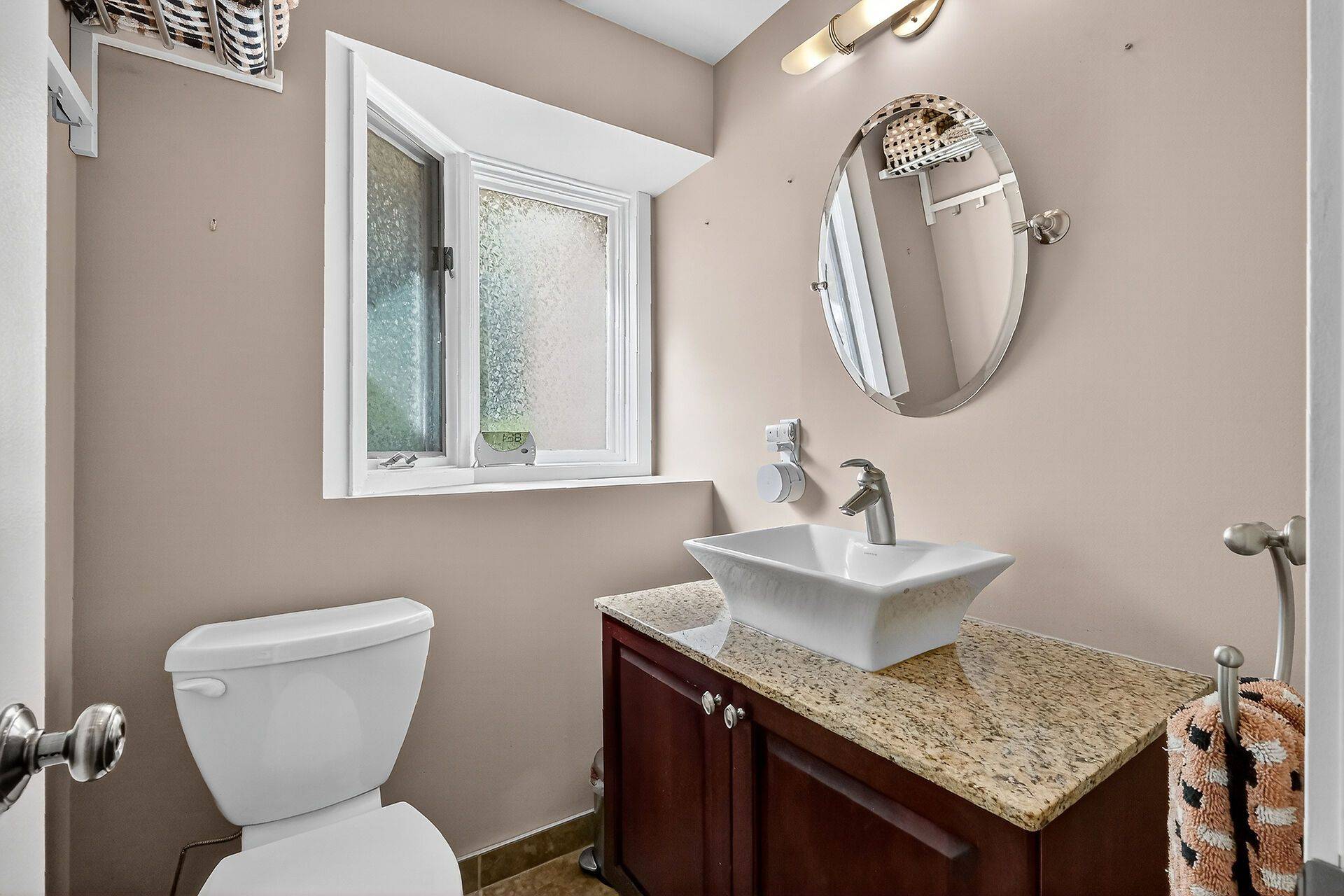 Cityview - Parkwoods Hills - Rideau Shore, ON K2E 7R2,40 Shadetree CRES