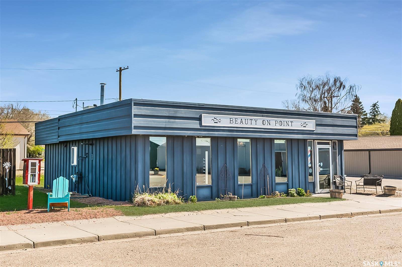 Luseland, SK S0L 2A0,509 Grand AVENUE