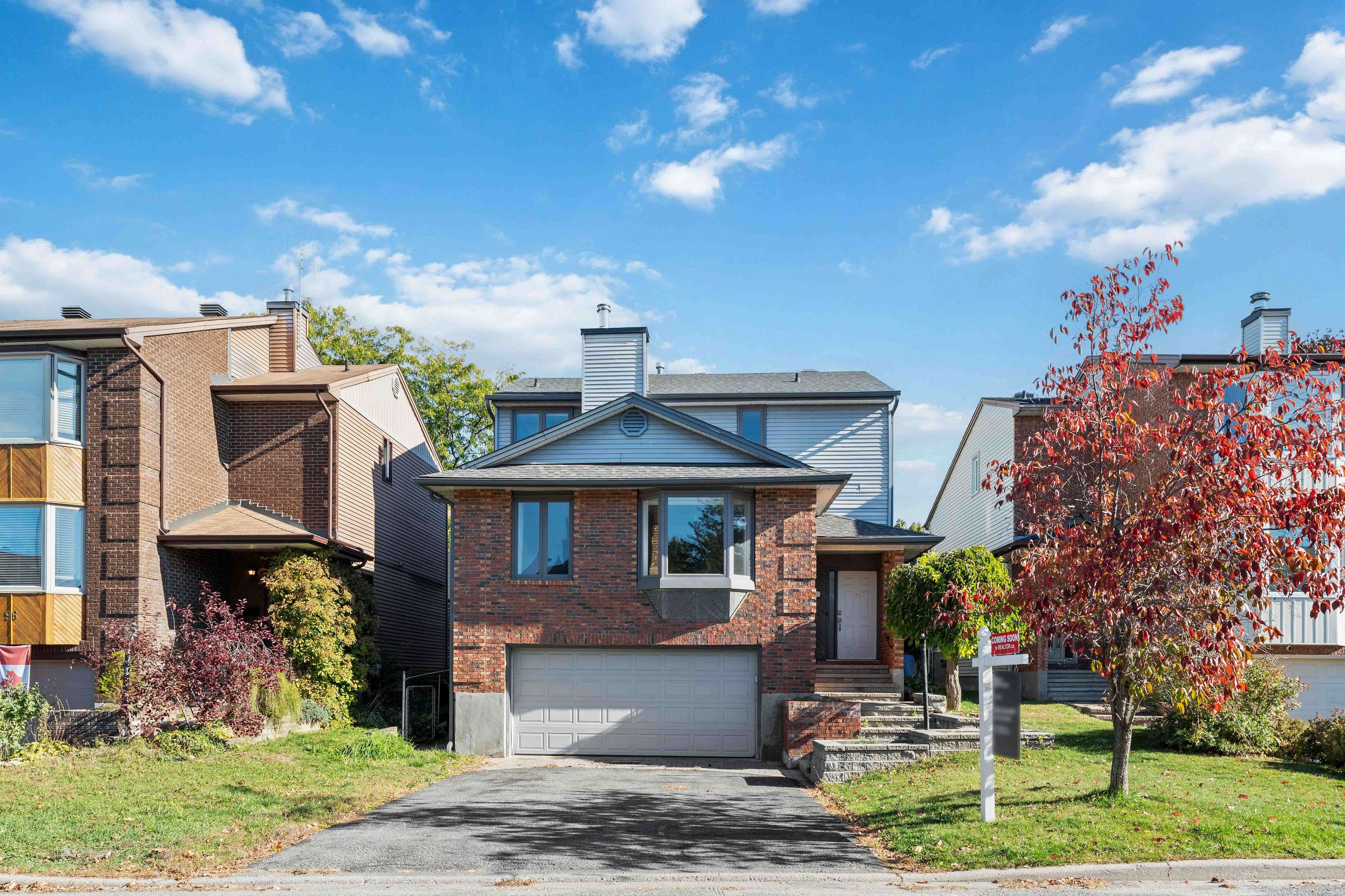 Hunt Club - Windsor Park Village And Area, ON K1V 0J2,98 Gillespie CRES