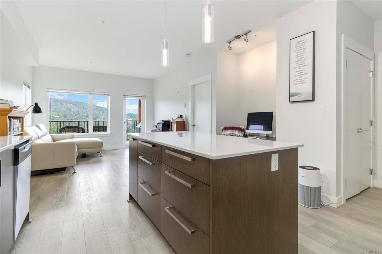 View Royal, BC V9C 0H6,286 Wilfert Rd #404