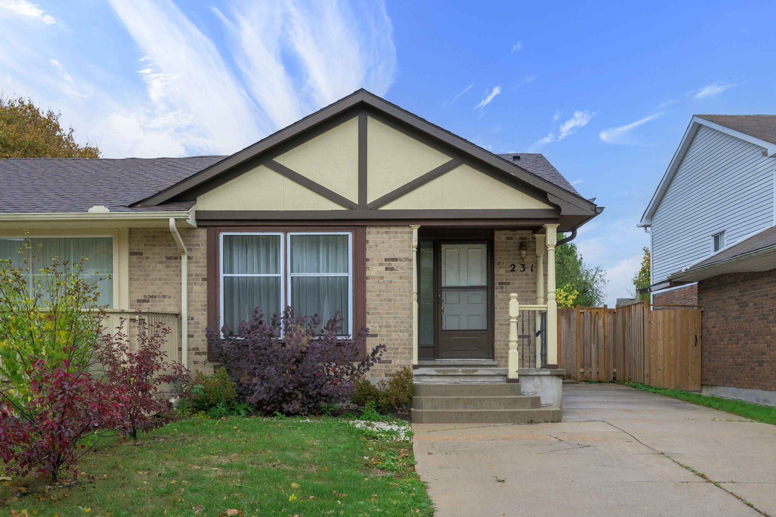 London South, ON N5Z 4M1,231 Banbury RD