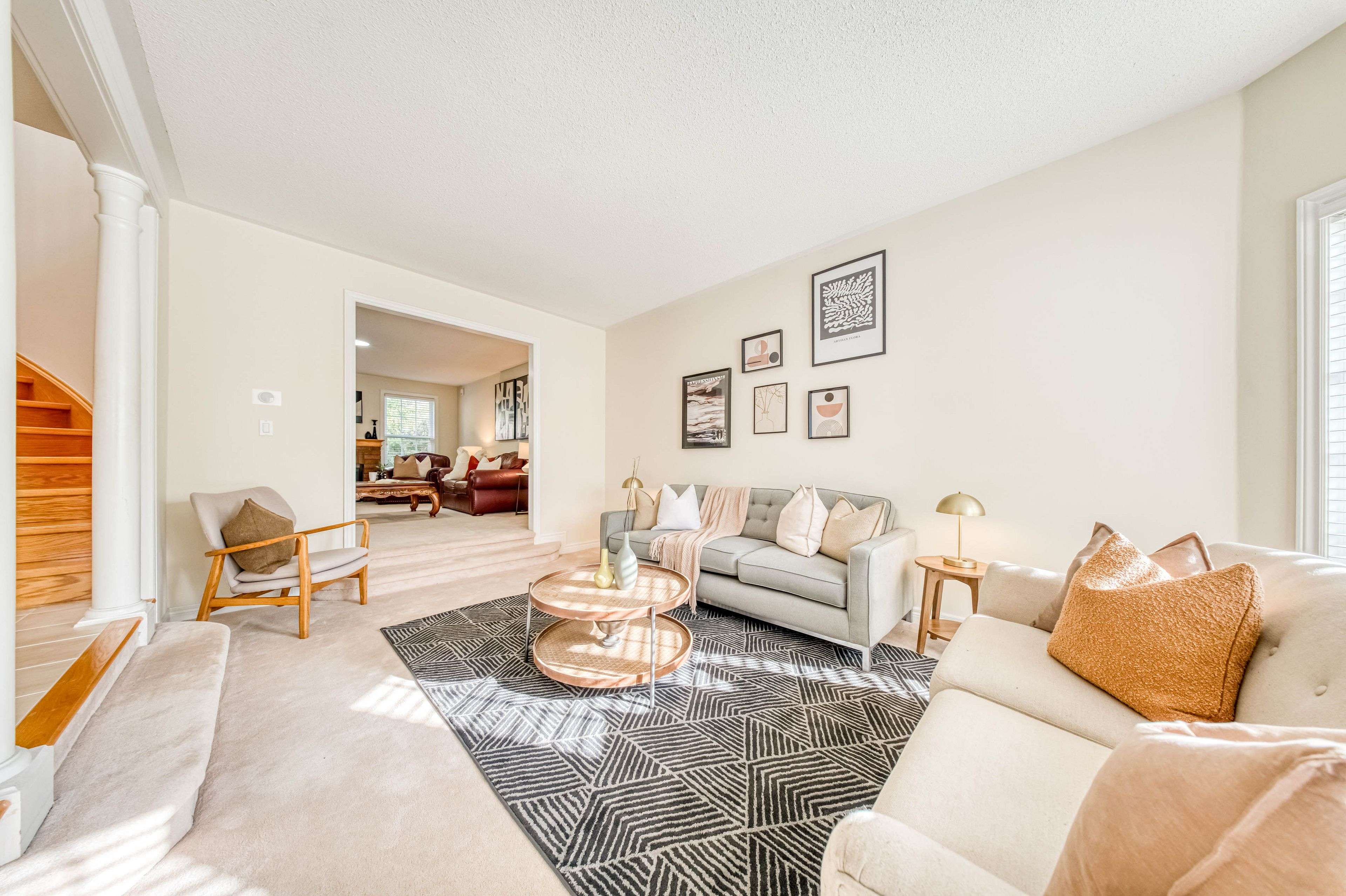 Ajax, ON L1T 3Y4,165 Elizabeth ST