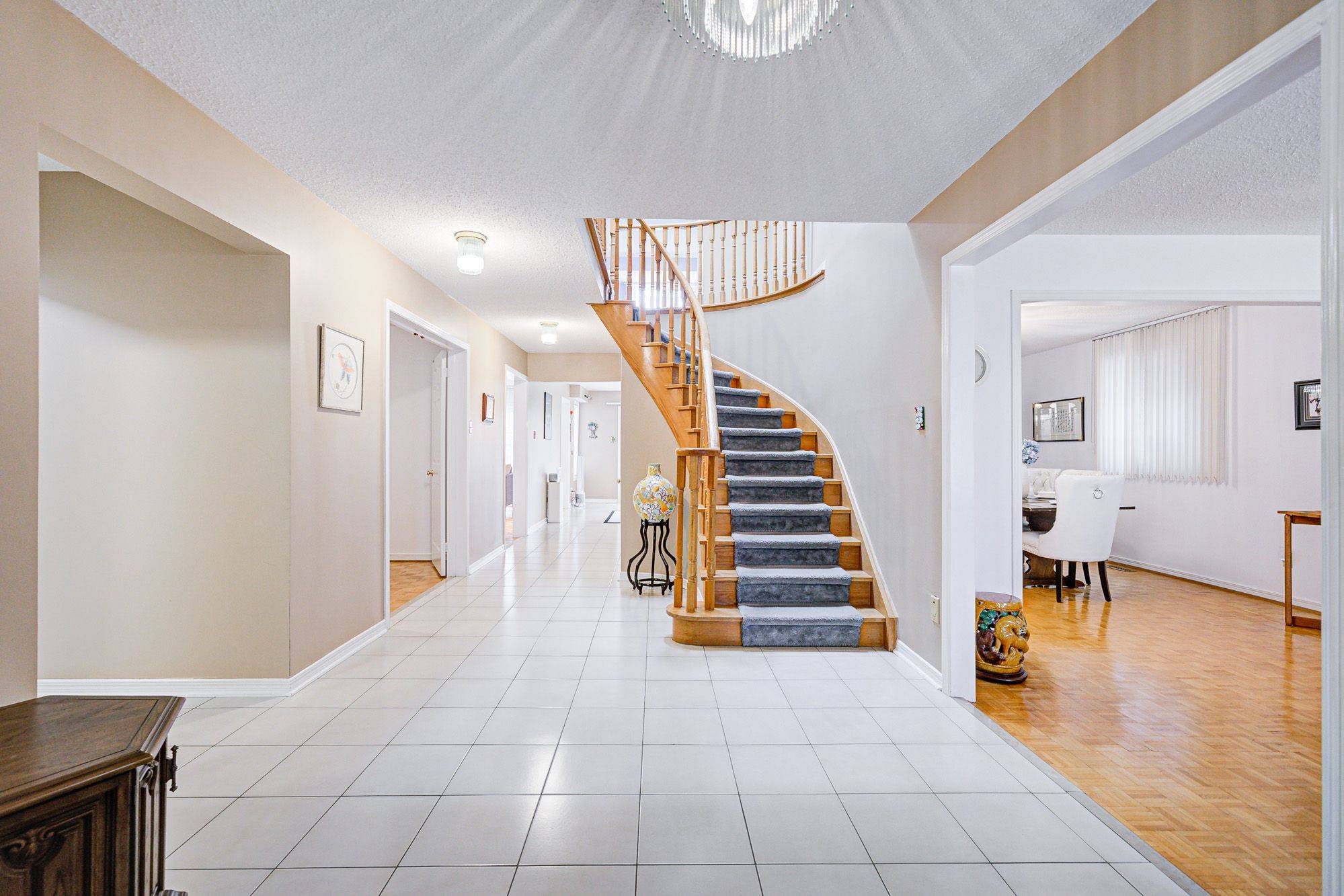 Toronto E07, ON M1V 4G1,360 Goldhawk TRL