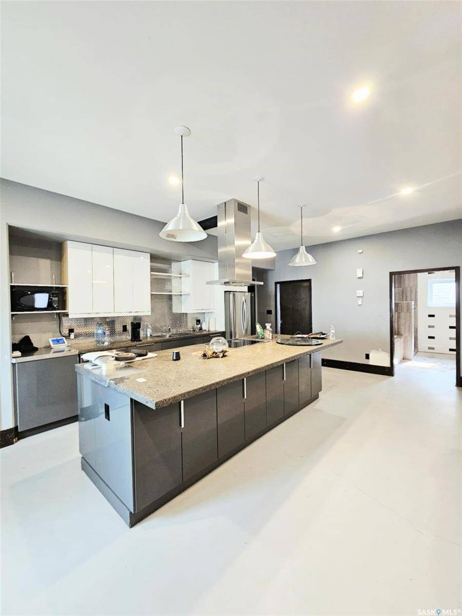 Yorkton, SK S3N 1X2,347 Maple AVENUE