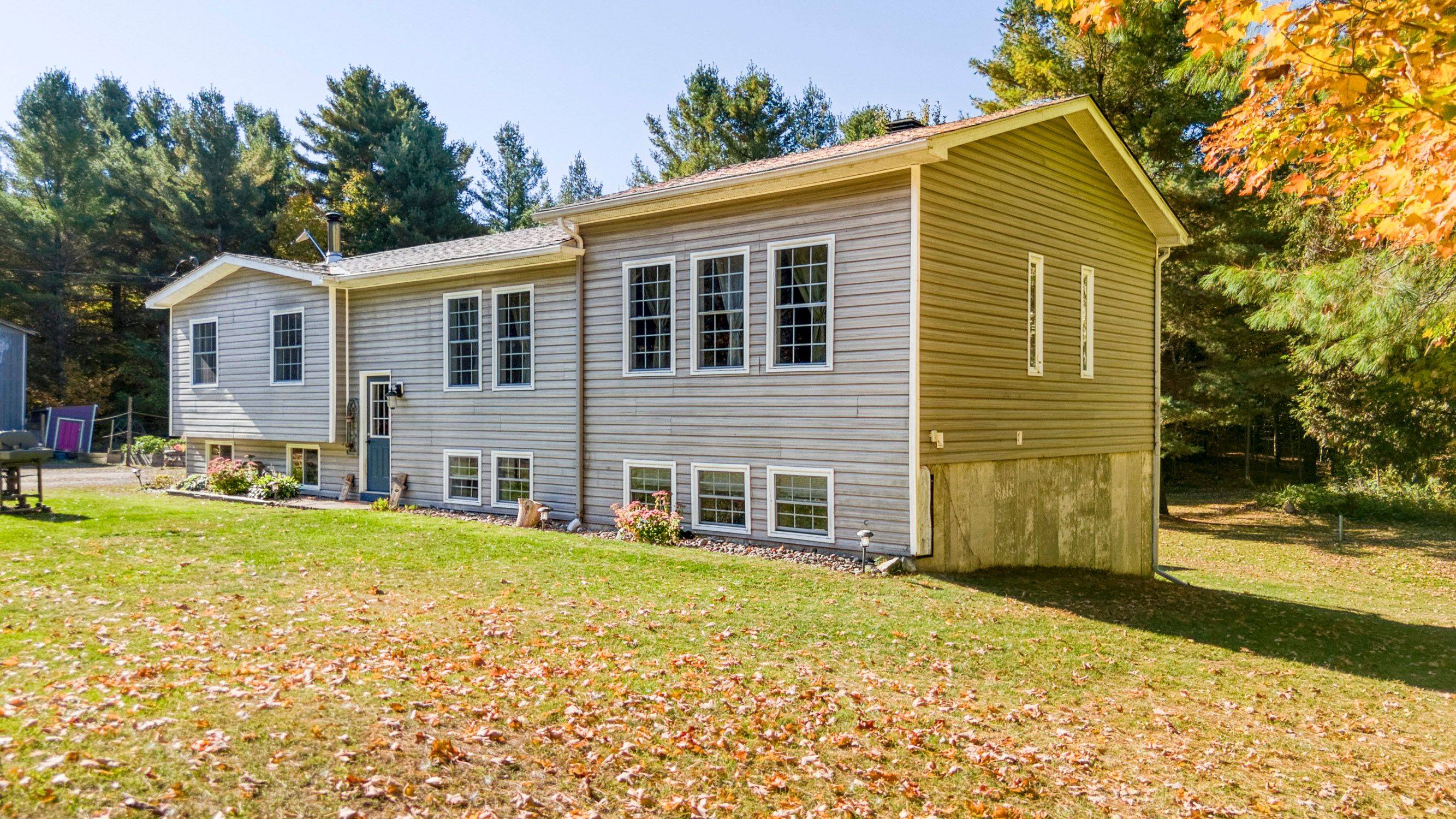 Lanark Highlands, ON K0A 1P0,2819 Lanark 8c Concession