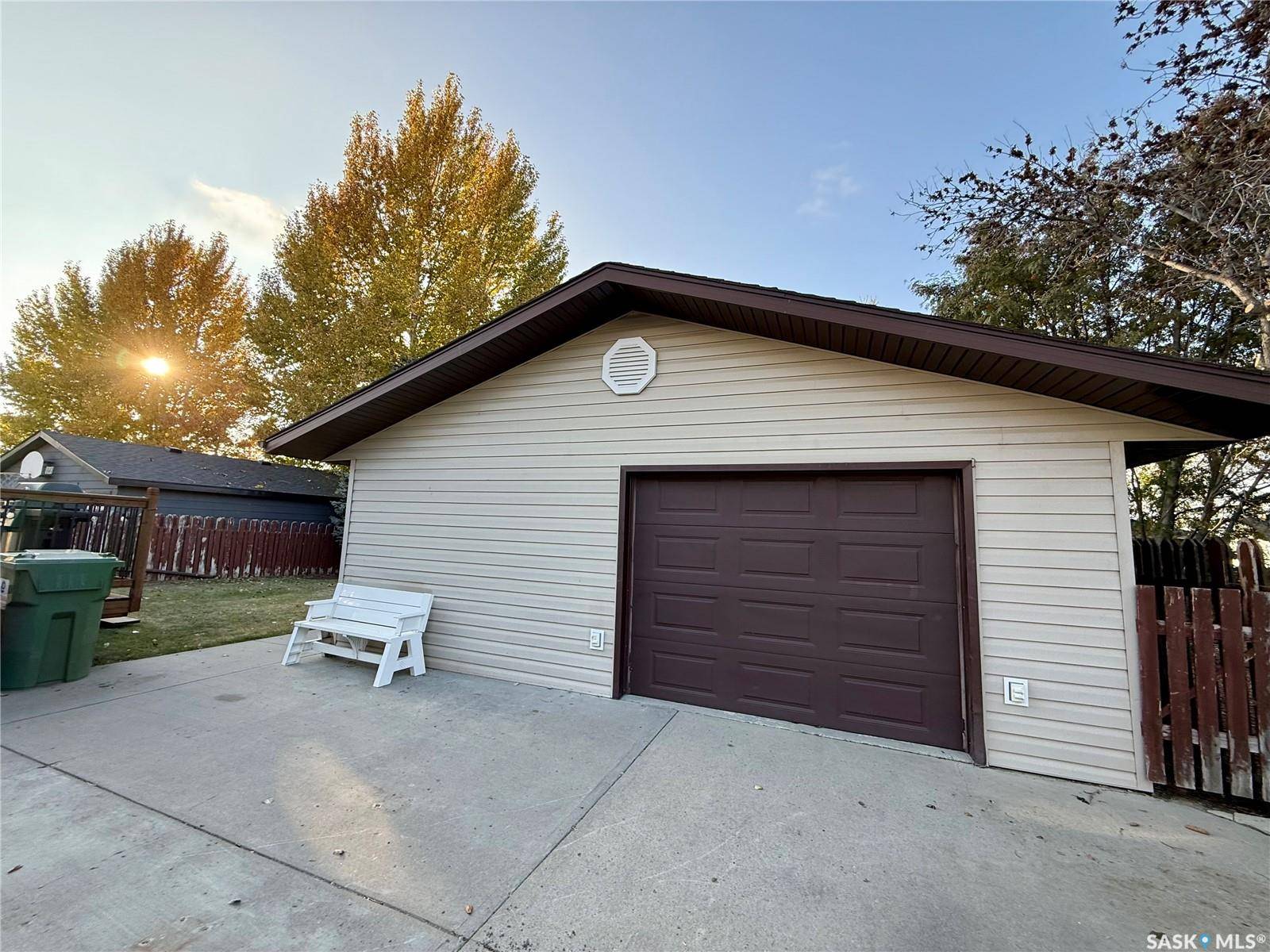 Kindersley, SK S0L 1S1,24 Frere STREET