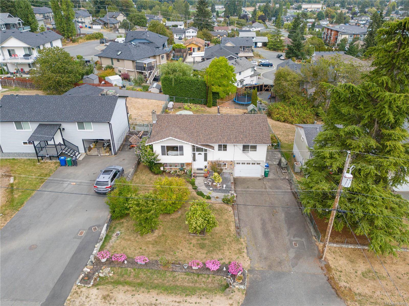 Nanaimo, BC V9R 6R1,558 Weber St