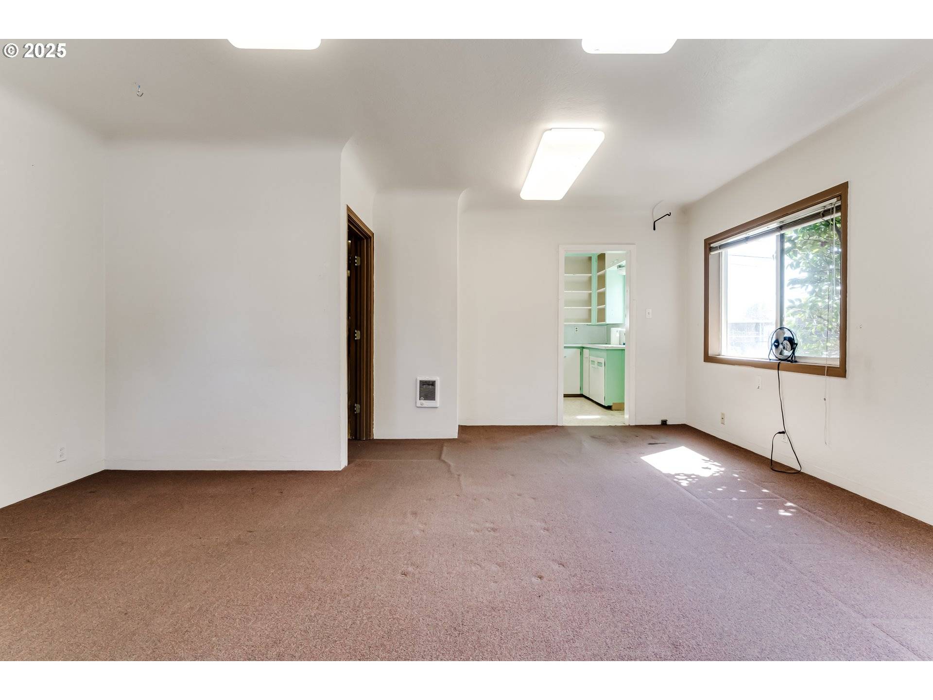 Junction City, OR 97448,1350 IVY ST