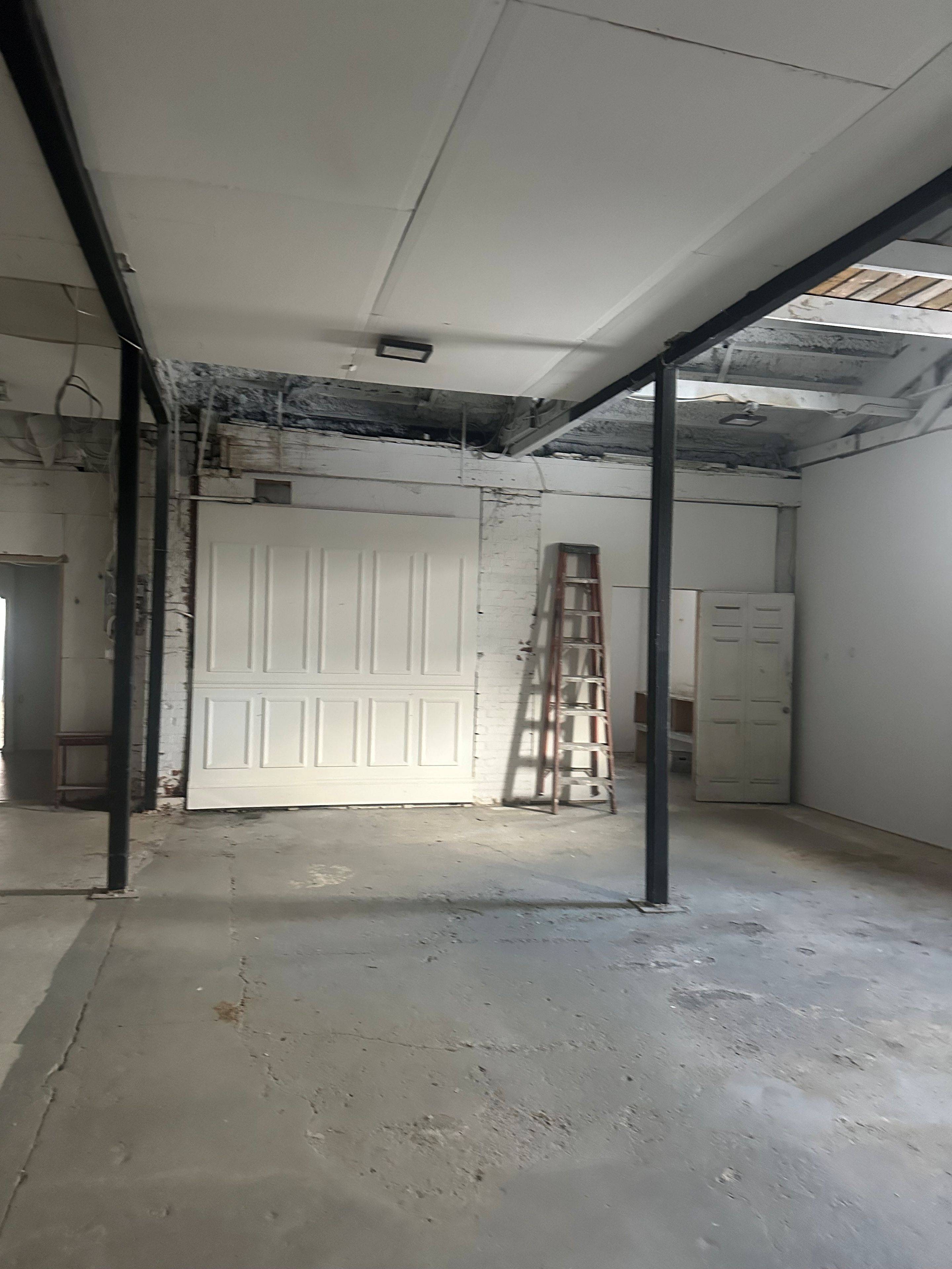 Toronto W04, ON M6M 4P4,1188 Weston RD