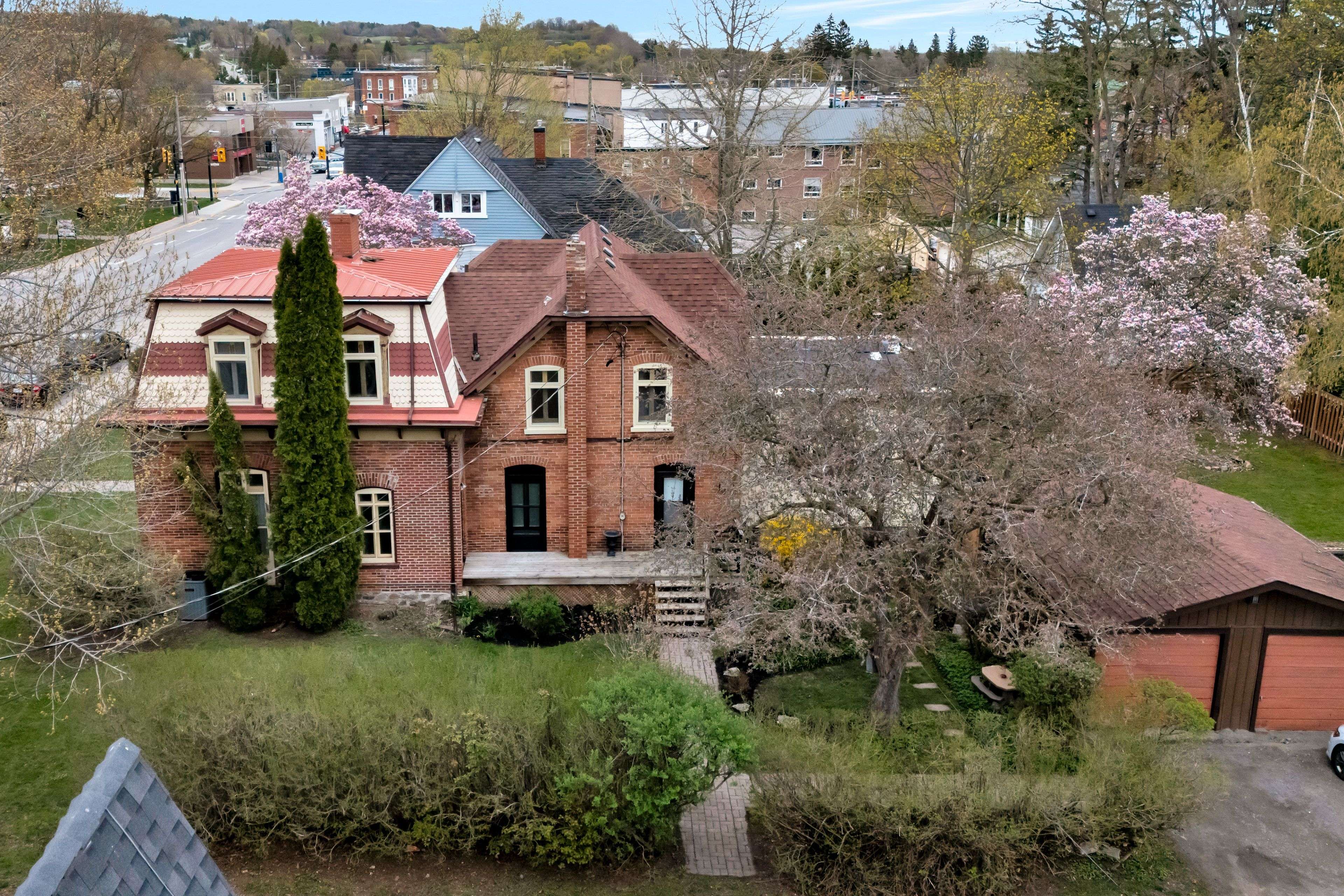 Brighton, ON K0K 1H0,81 Main ST