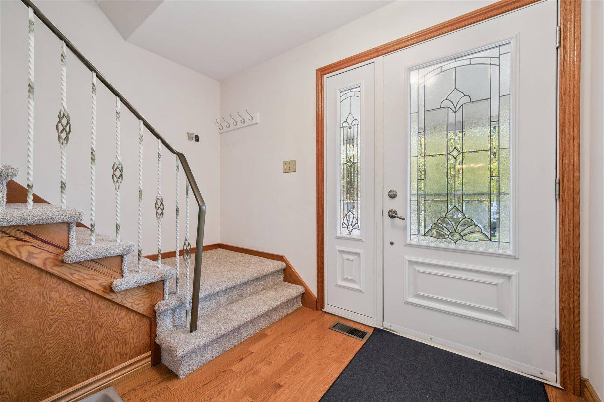 Guelph, ON N1E 3V1,10 Carmine PL