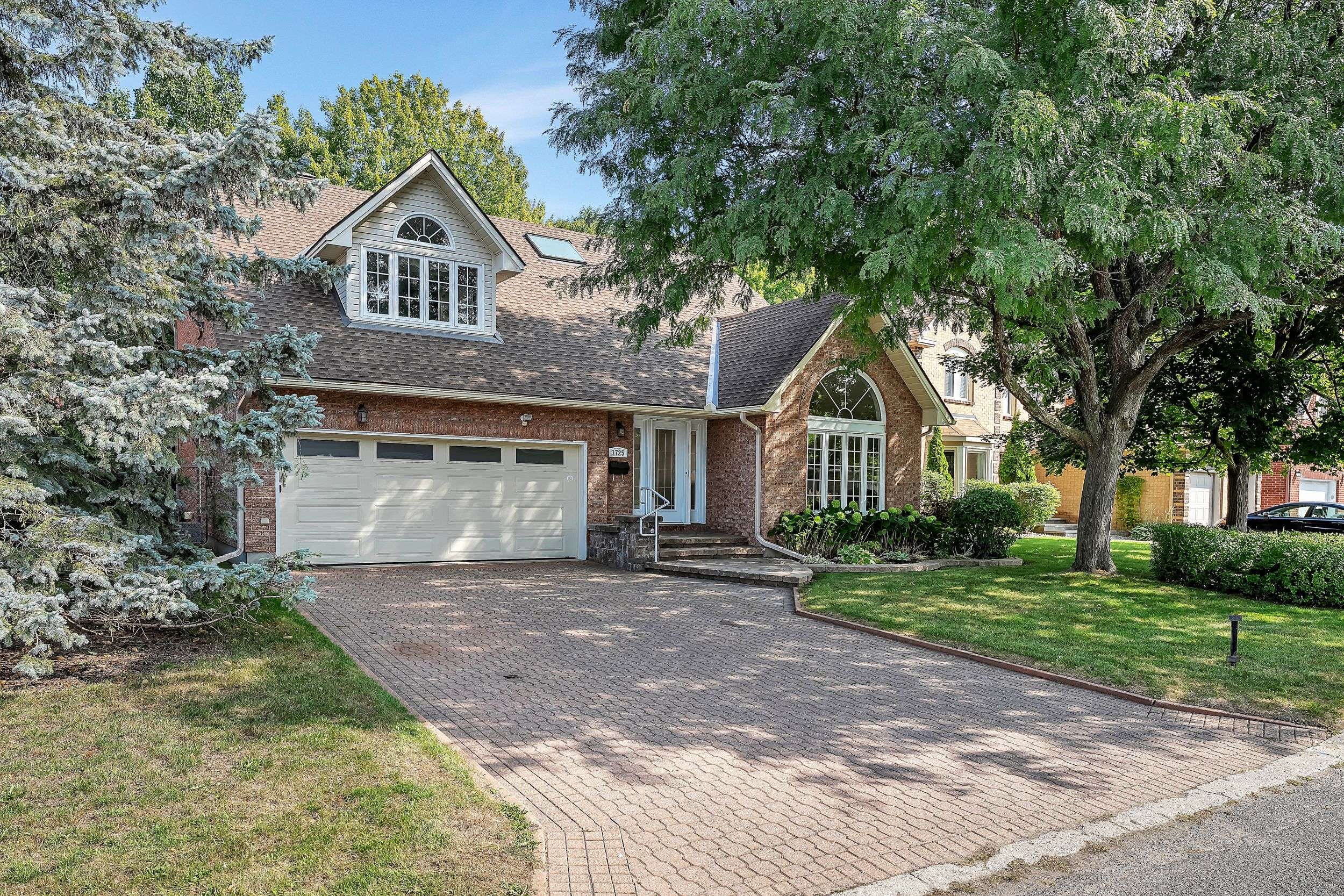 Orleans - Convent Glen And Area, ON K1C 6Z1,1725 Autumn Ridge DR