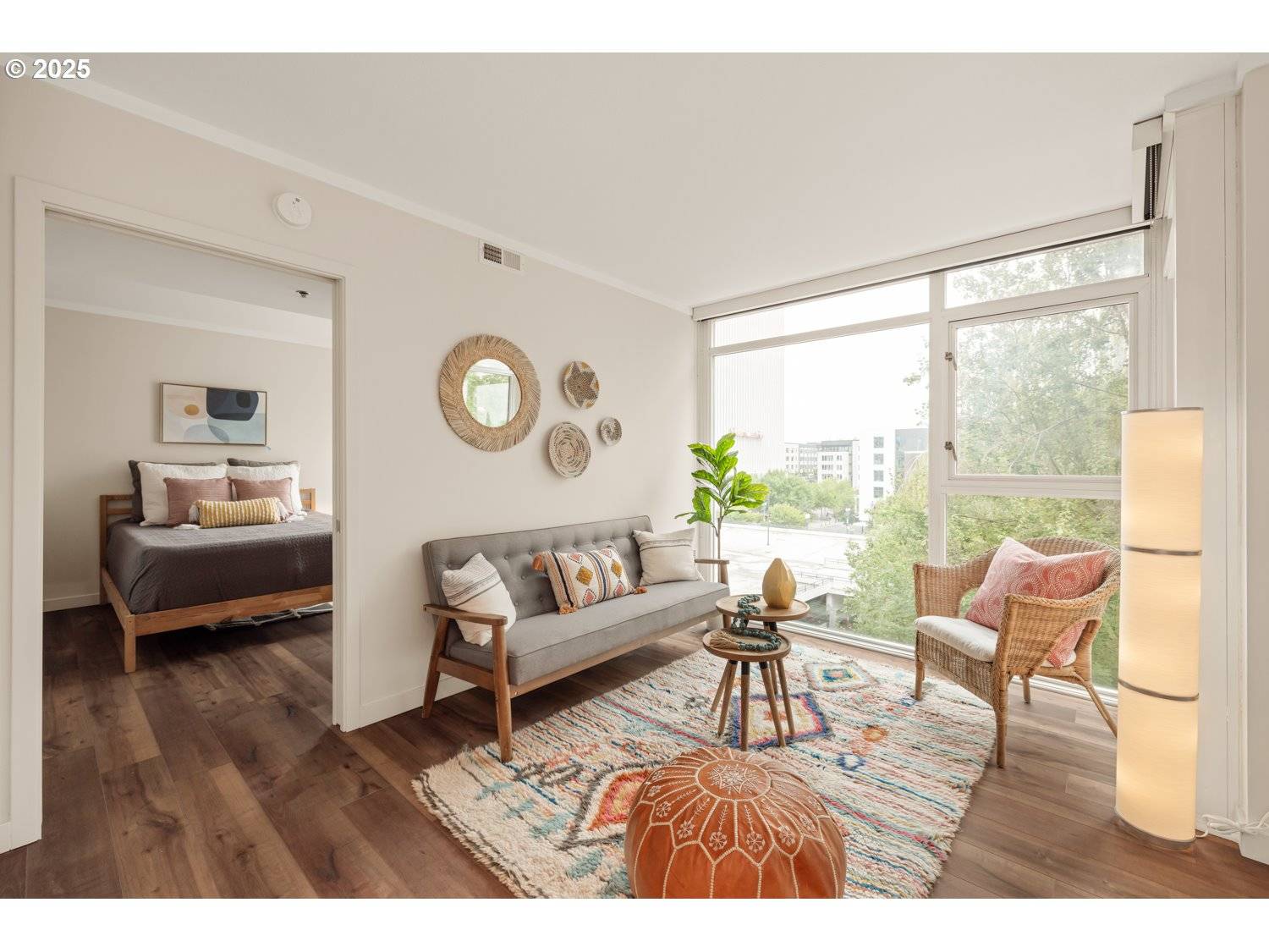 Portland, OR 97232,533 NE HOLLADAY ST #601