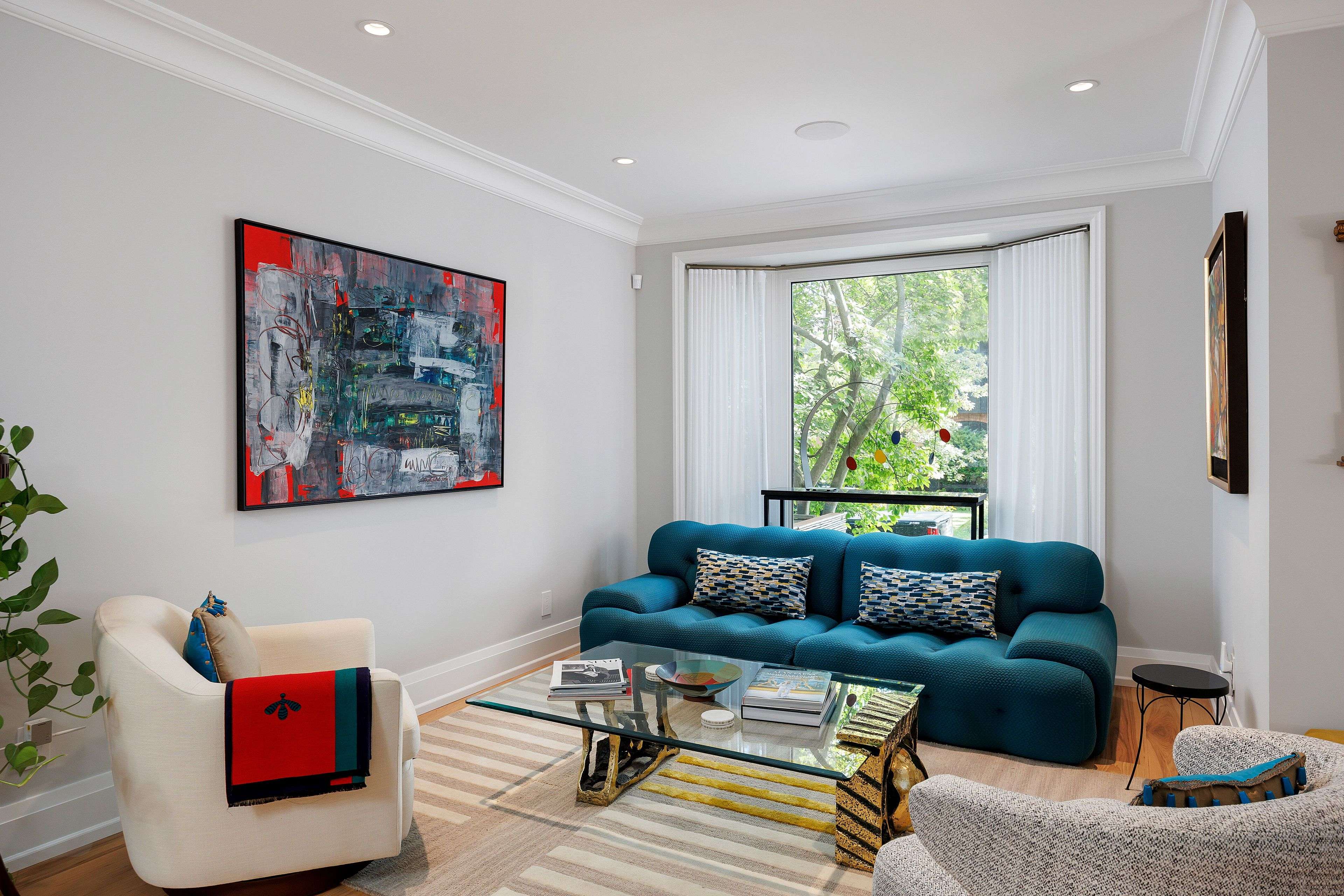 Toronto C02, ON M4V 1A9,26 Mcmaster AVE