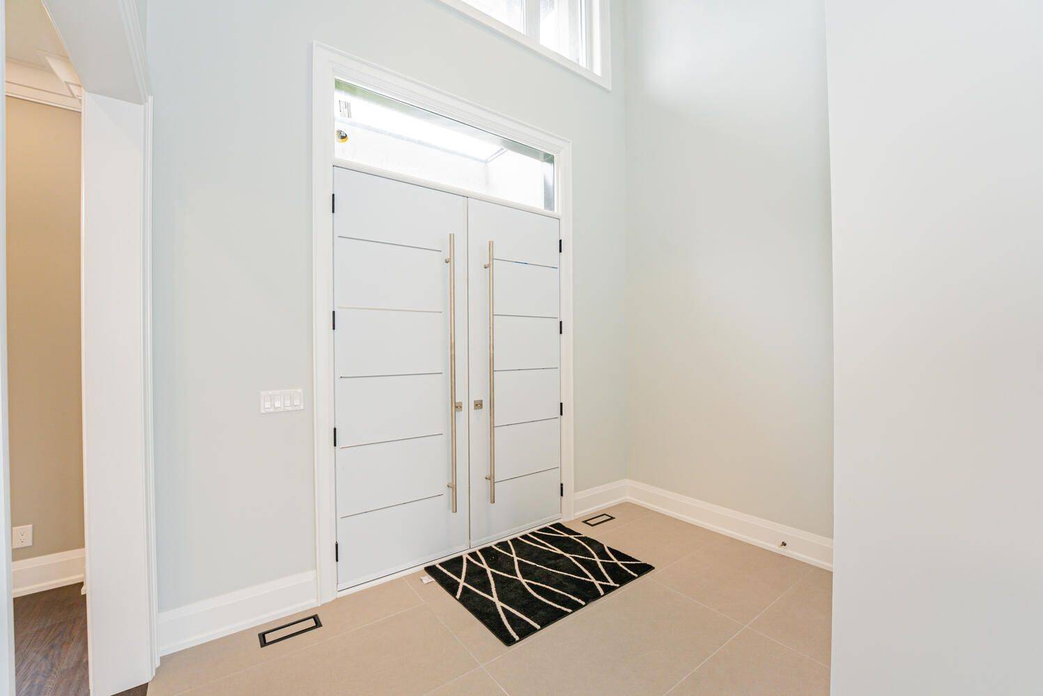 Oakville, ON L6L 2E3,1510 BRIDGE RD