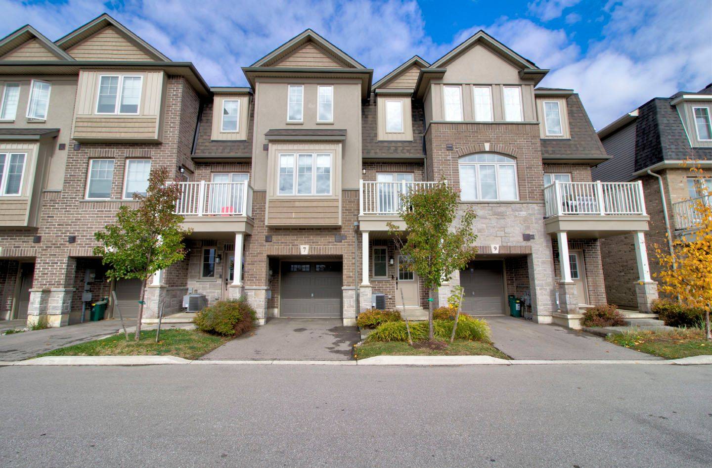 Hamilton, ON L9K 0K1,7 Pim LN