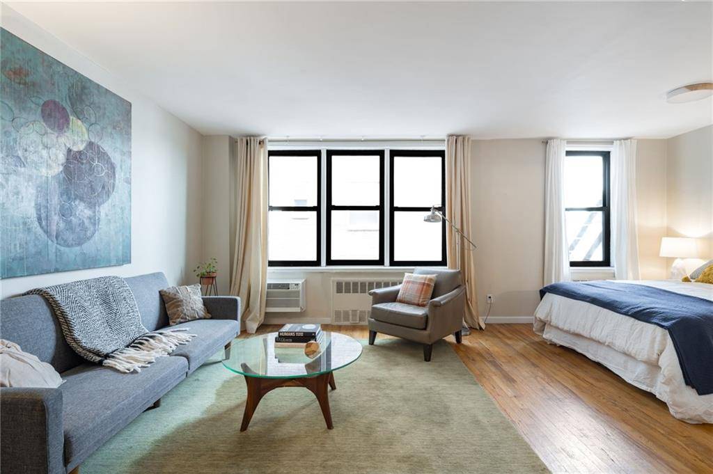 Brooklyn, NY 11218,515 East 7th ST #3P