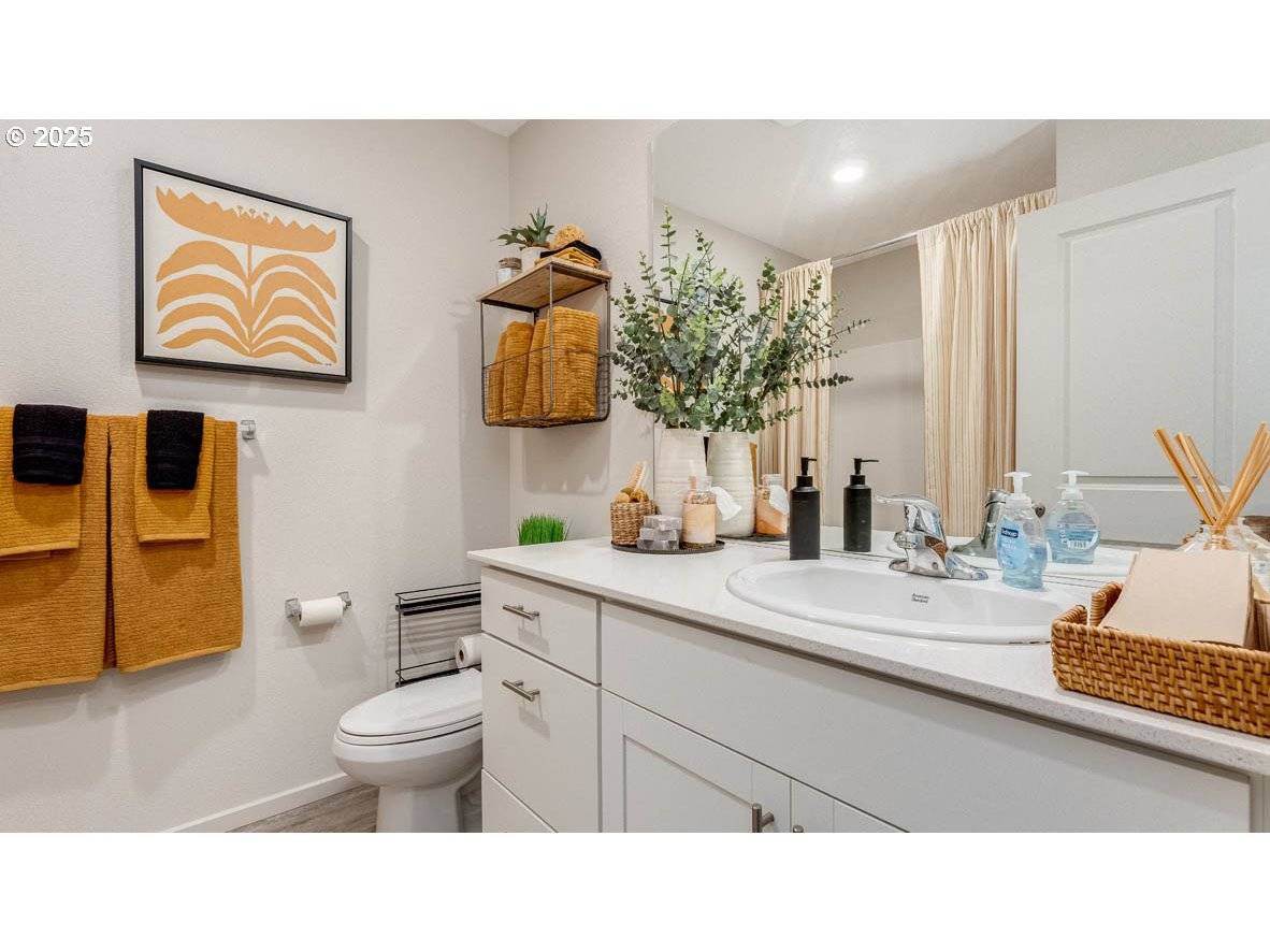 Salem, OR 97301,4991 Columbus AVE NE